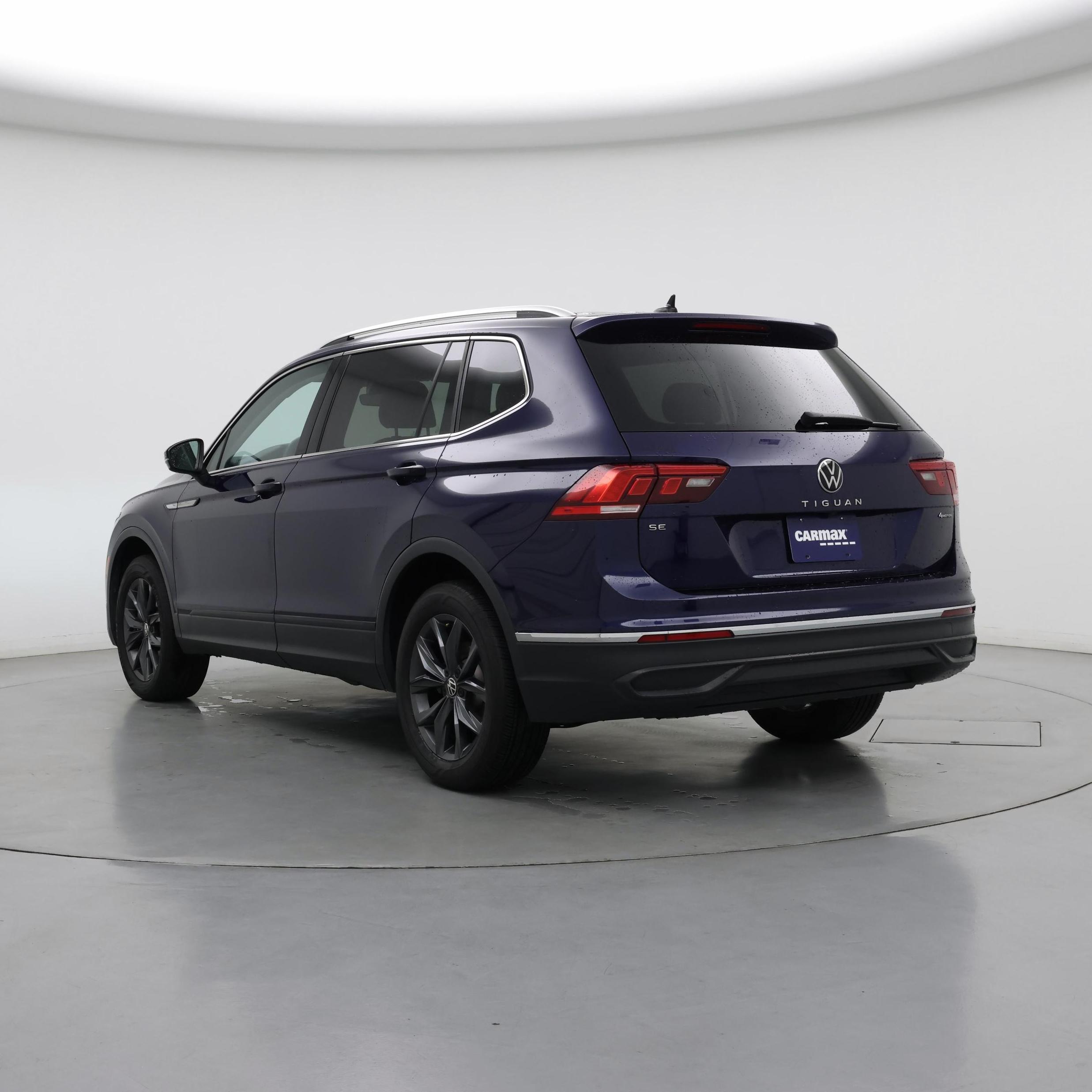 Thumbnail: 2022 Volkswagen Tiguan - 2