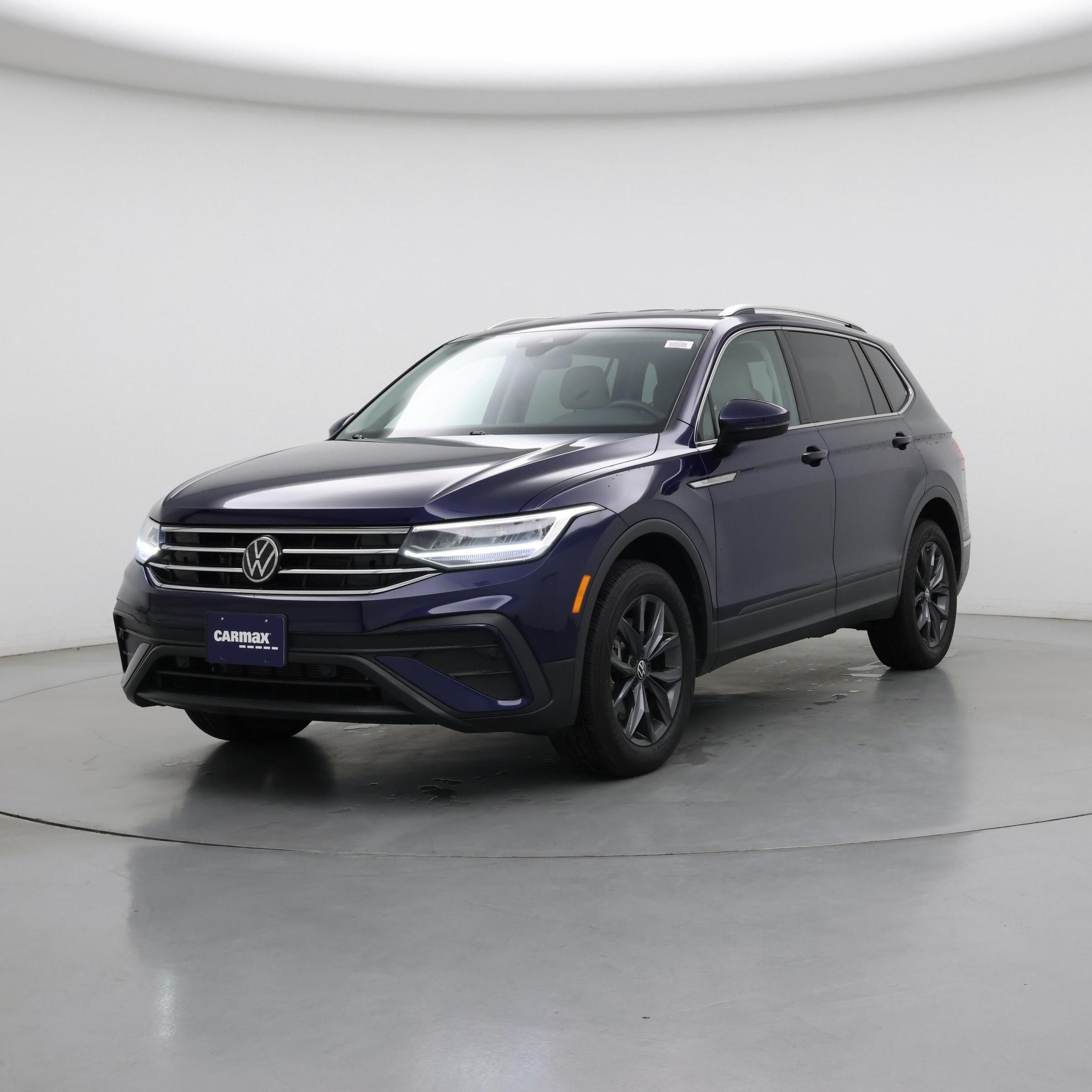 Thumbnail: 2022 Volkswagen Tiguan - 4