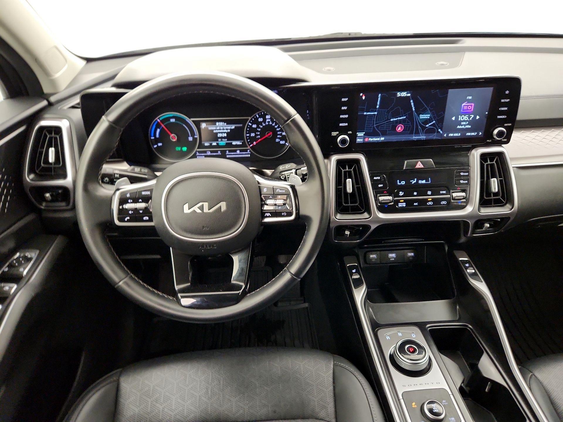 Thumbnail: 2022 Kia Sorento - 10