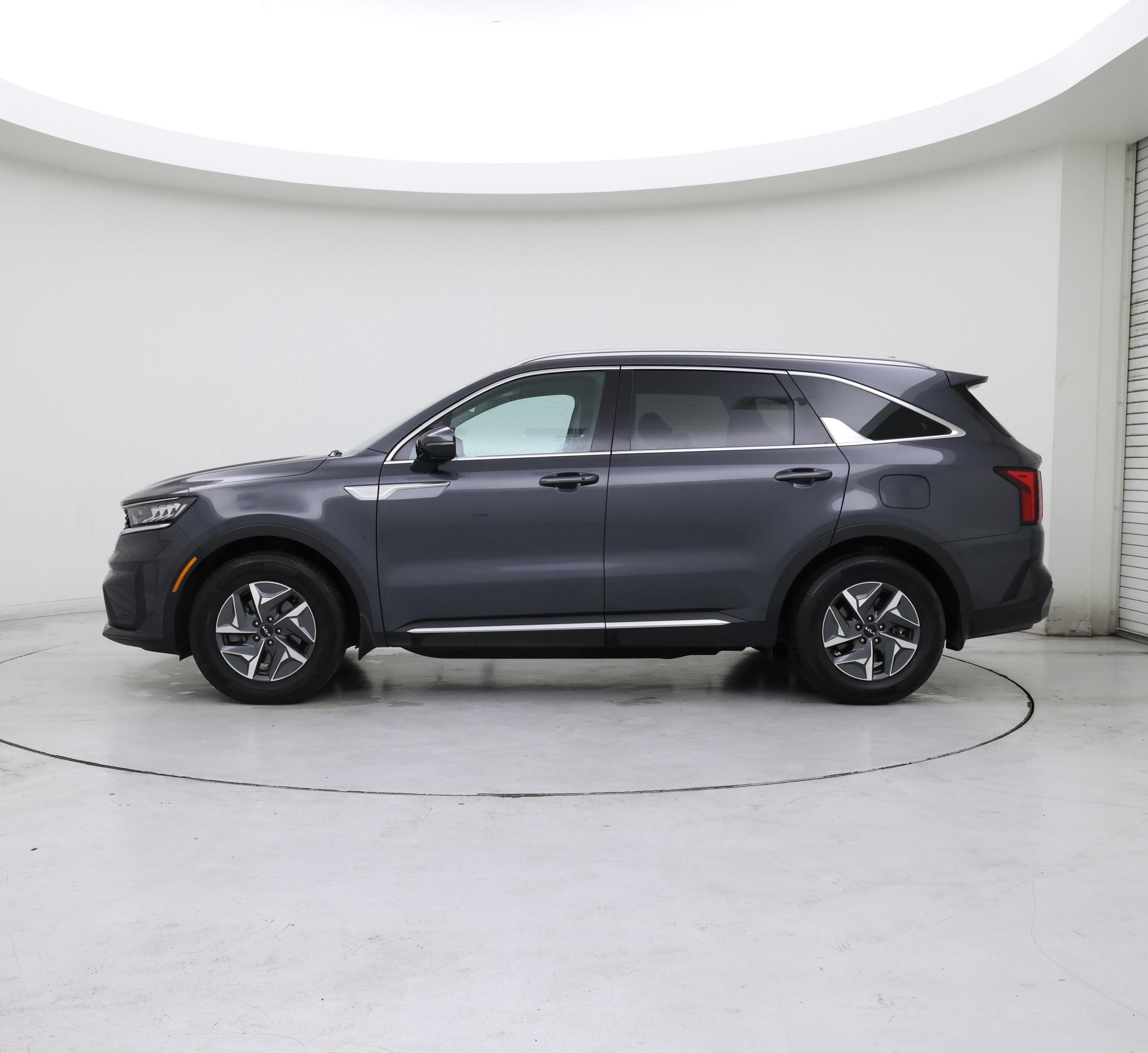 Thumbnail: 2022 Kia Sorento - 3