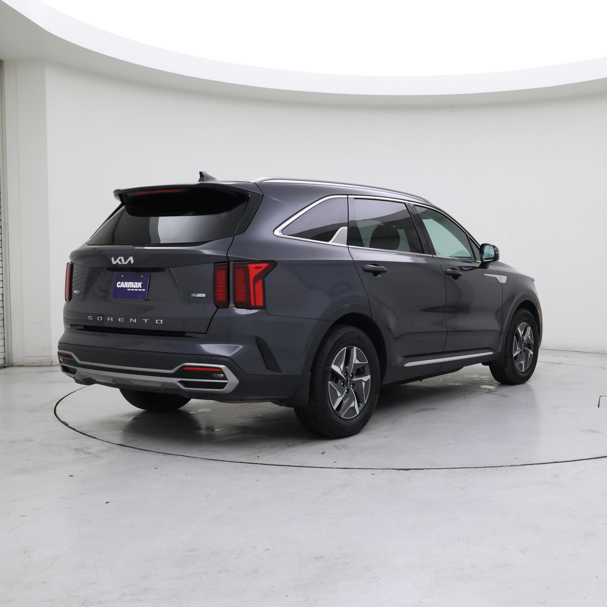 Thumbnail: 2022 Kia Sorento - 8