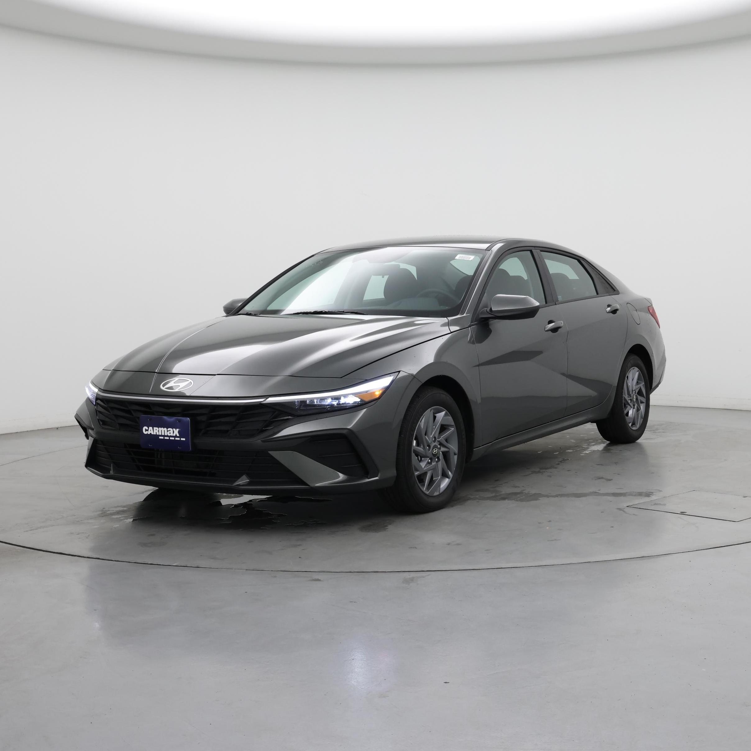 Thumbnail: 2025 Hyundai Elantra - 4
