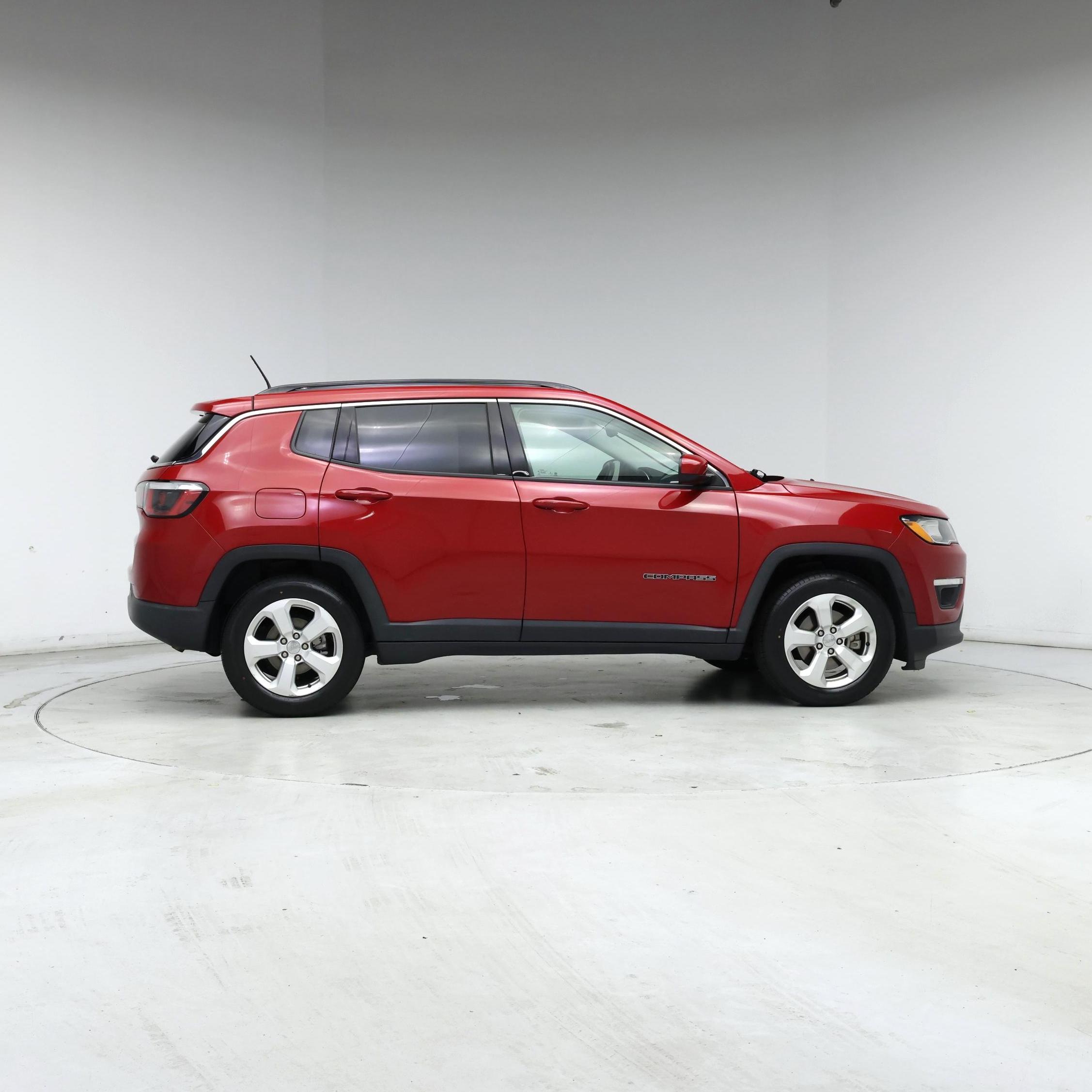 Thumbnail: 2020 Jeep Compass - 7