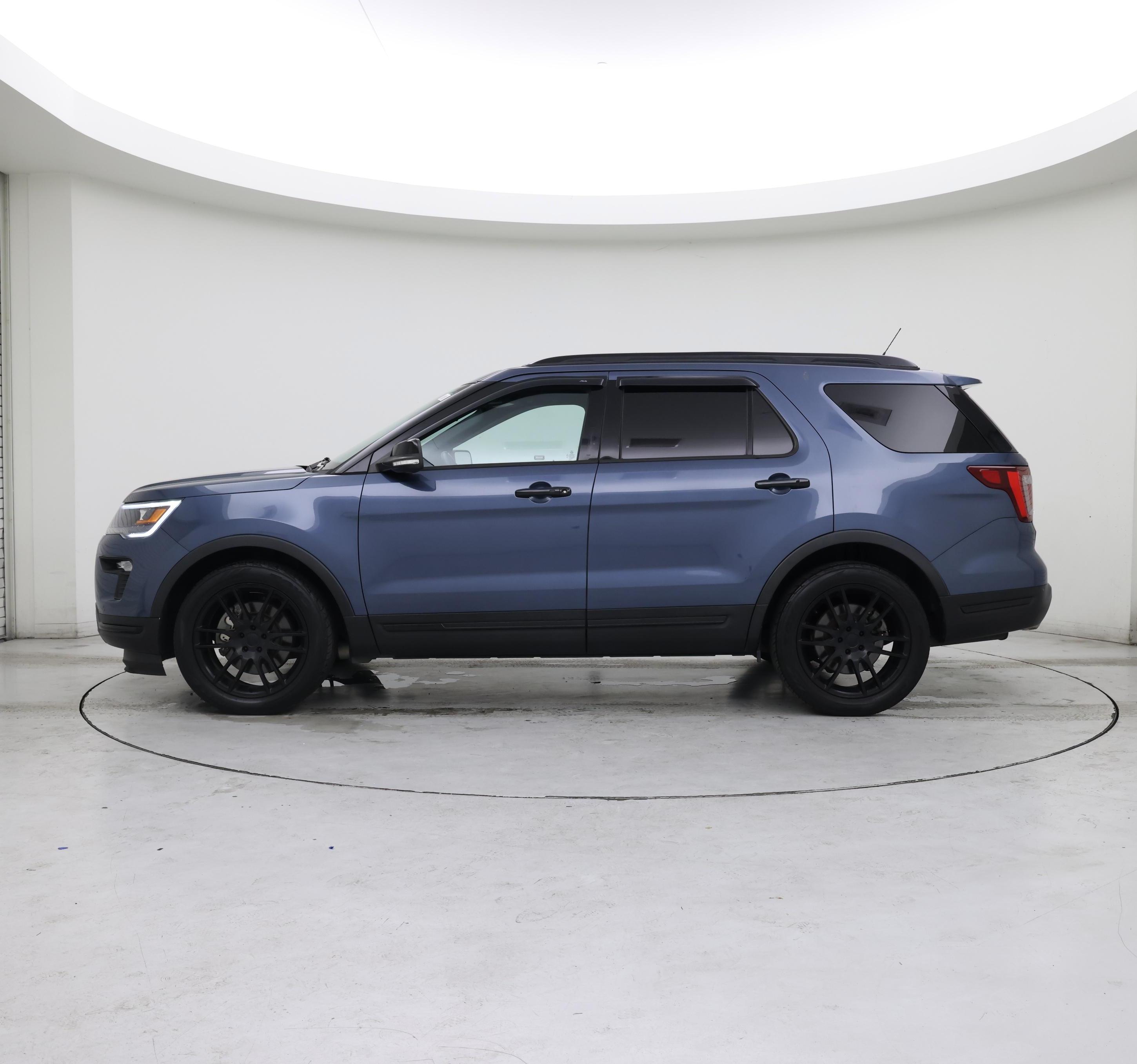 Thumbnail: 2019 Ford Explorer - 3