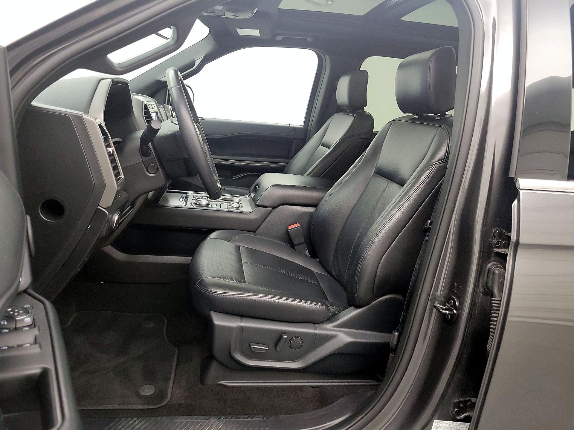 Thumbnail: 2020 Ford Expedition - 11
