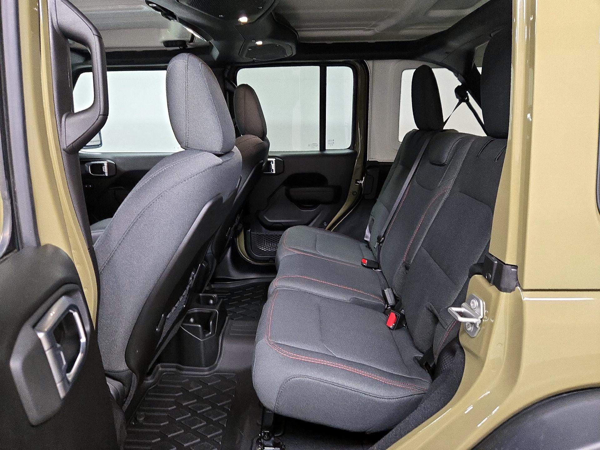 Thumbnail: 2025 Jeep Wrangler - 19