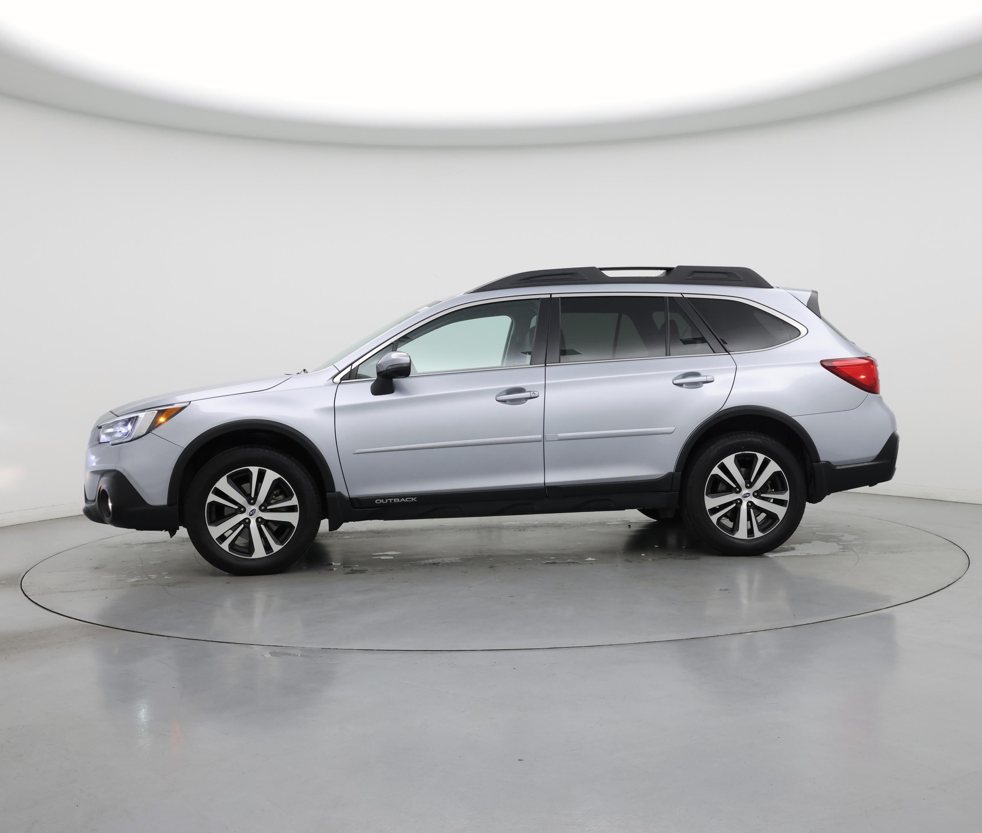 Thumbnail: 2018 Subaru Outback - 3