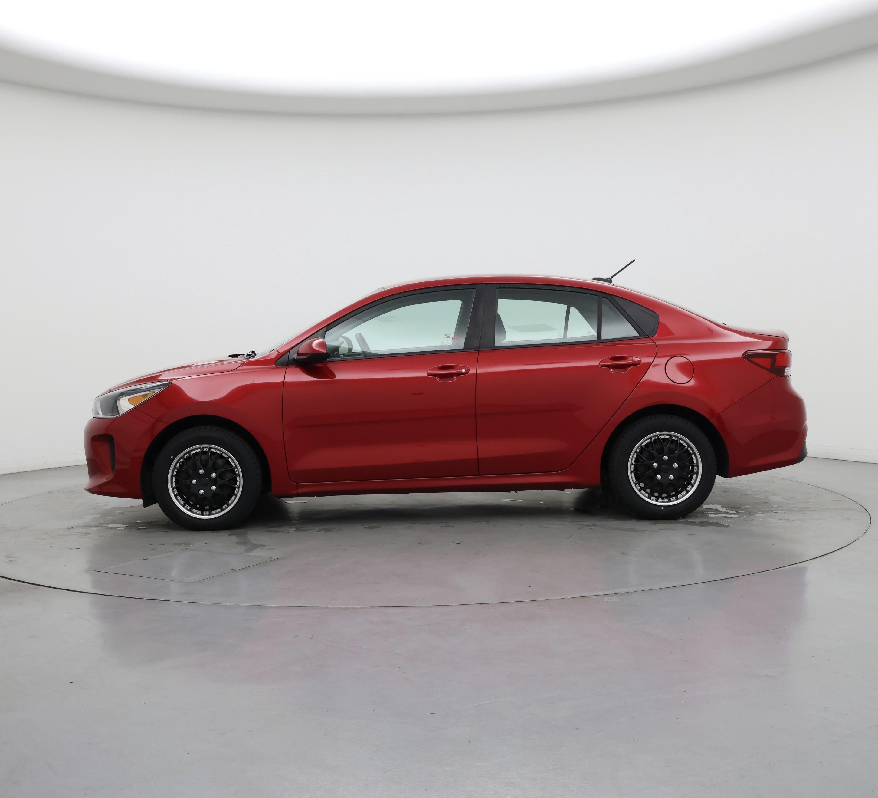 Thumbnail: 2019 Kia Rio - 3