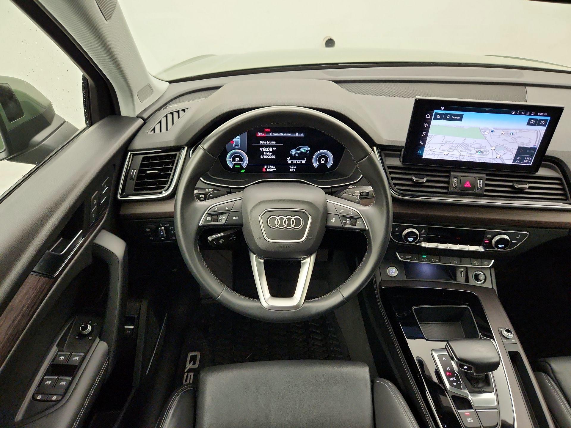 Thumbnail: 2022 Audi Q5 - 10