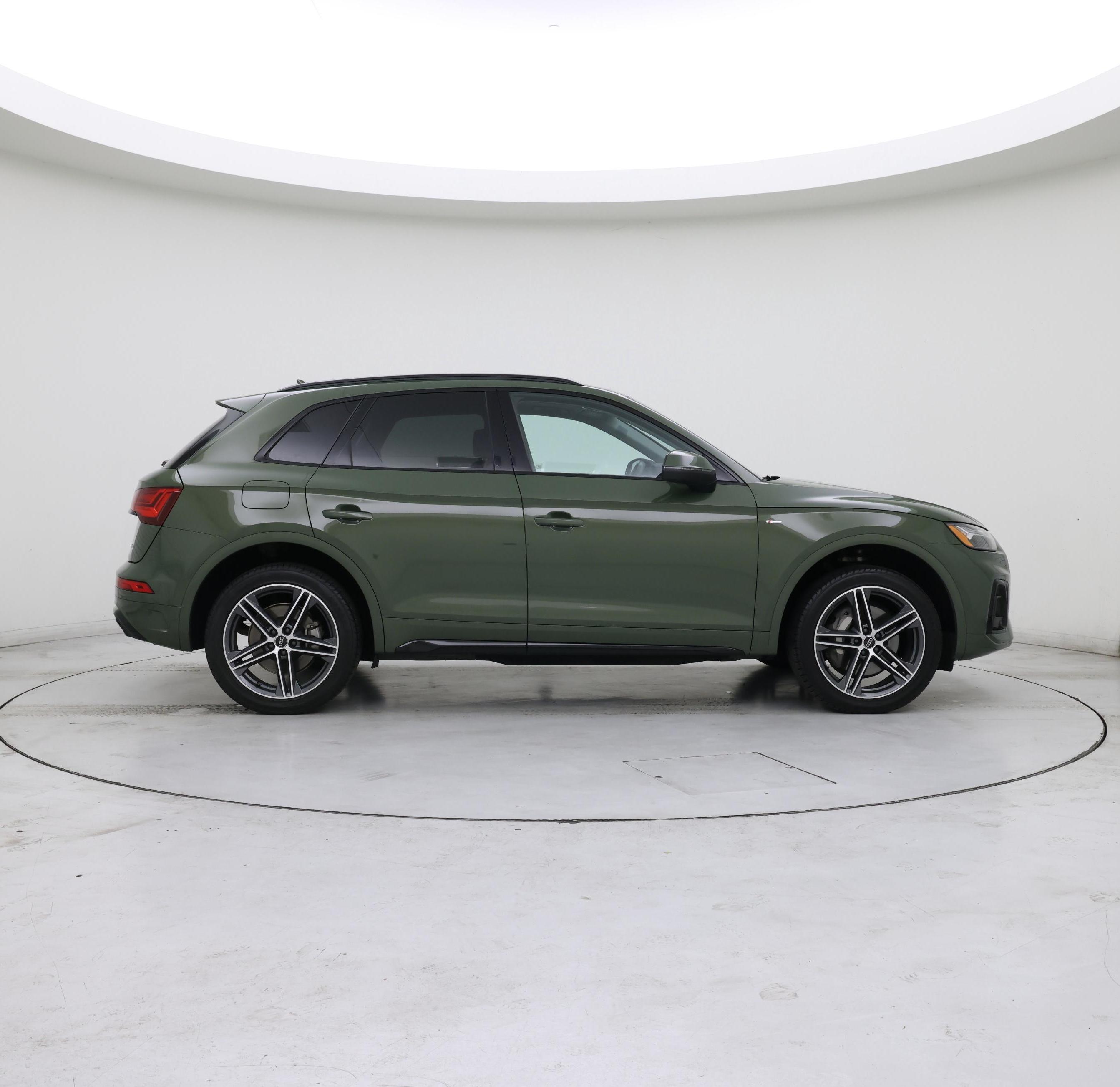 Thumbnail: 2022 Audi Q5 - 7