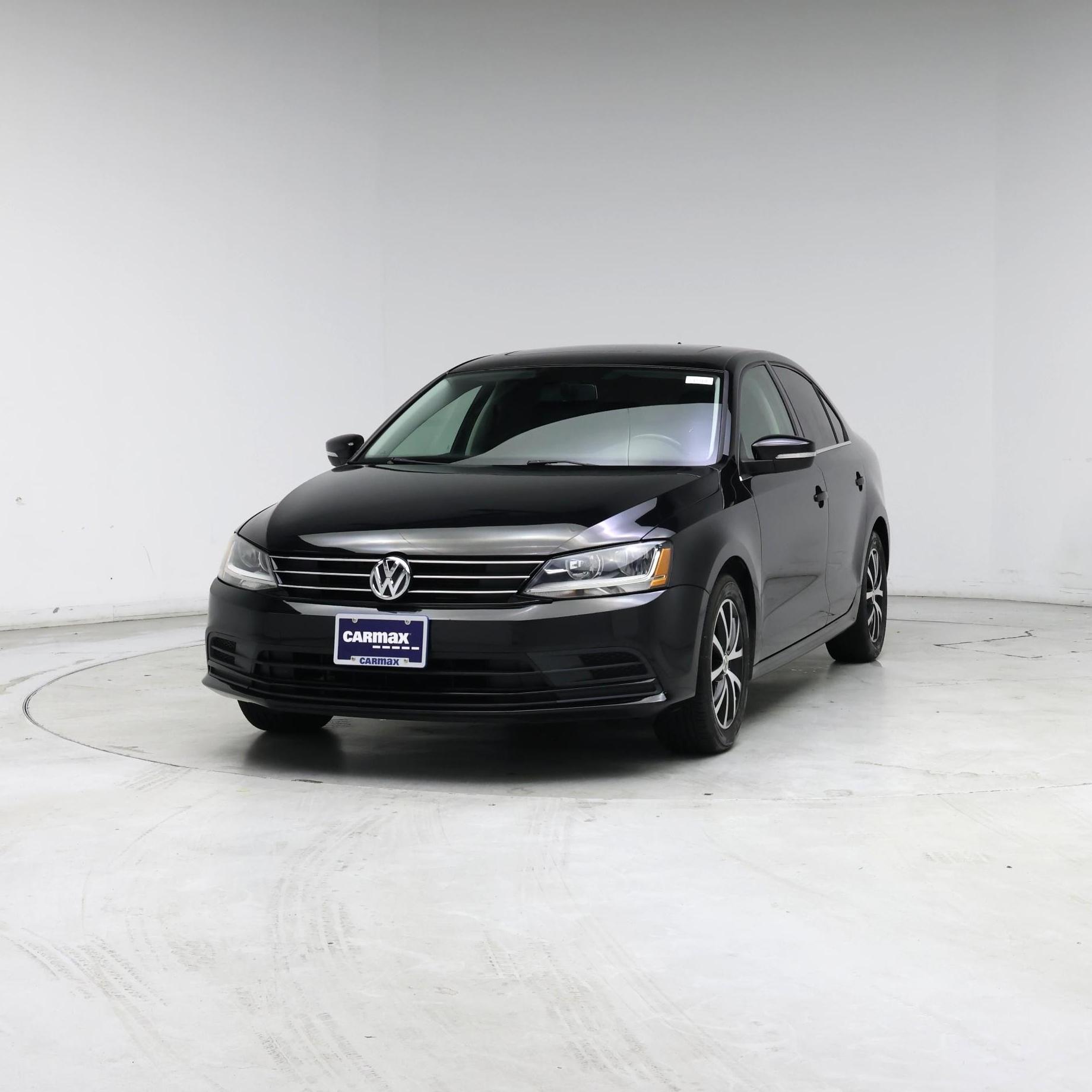 Thumbnail: 2017 Volkswagen Jetta - 4
