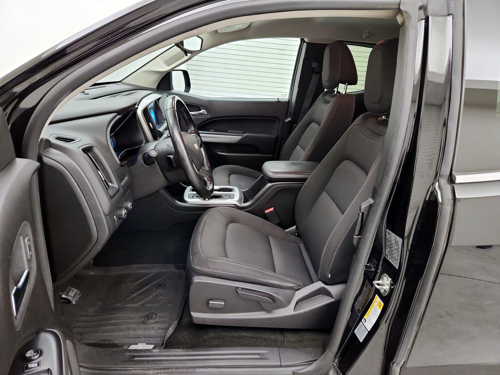 Thumbnail: 2017 Chevrolet Colorado - 11