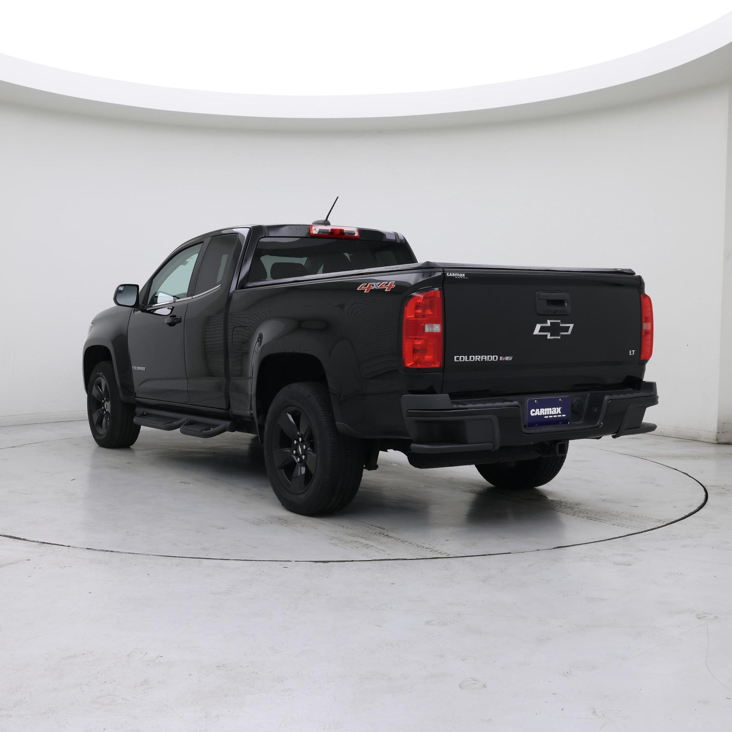 Thumbnail: 2017 Chevrolet Colorado - 2