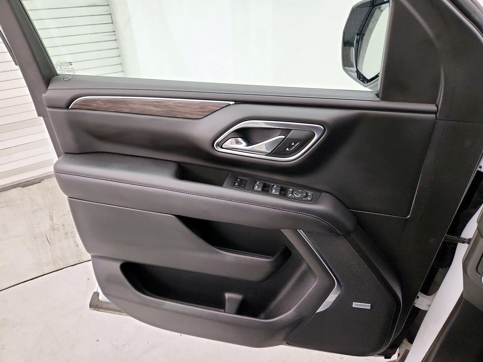 Thumbnail: 2021 Chevrolet Suburban - 12