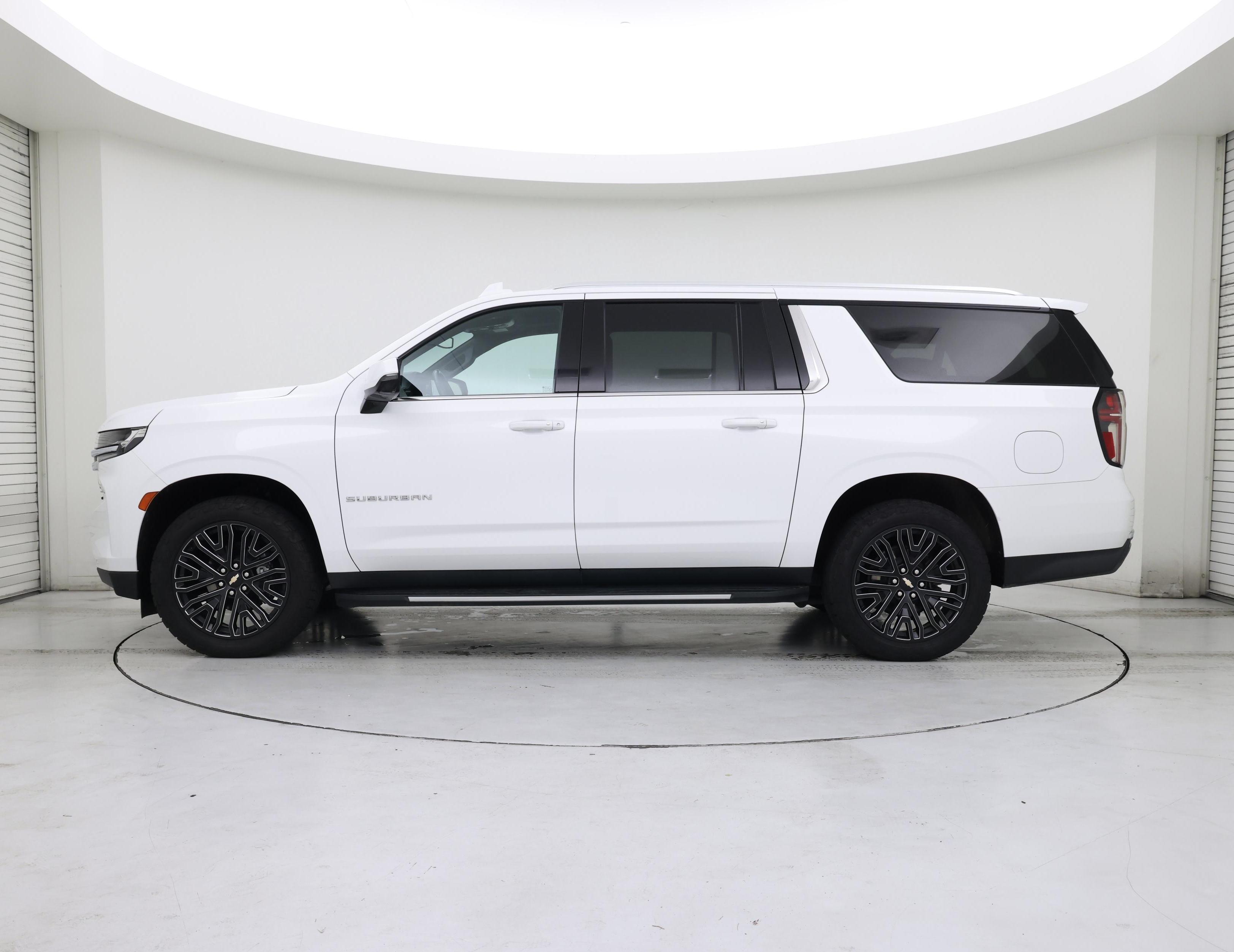 Thumbnail: 2021 Chevrolet Suburban - 3