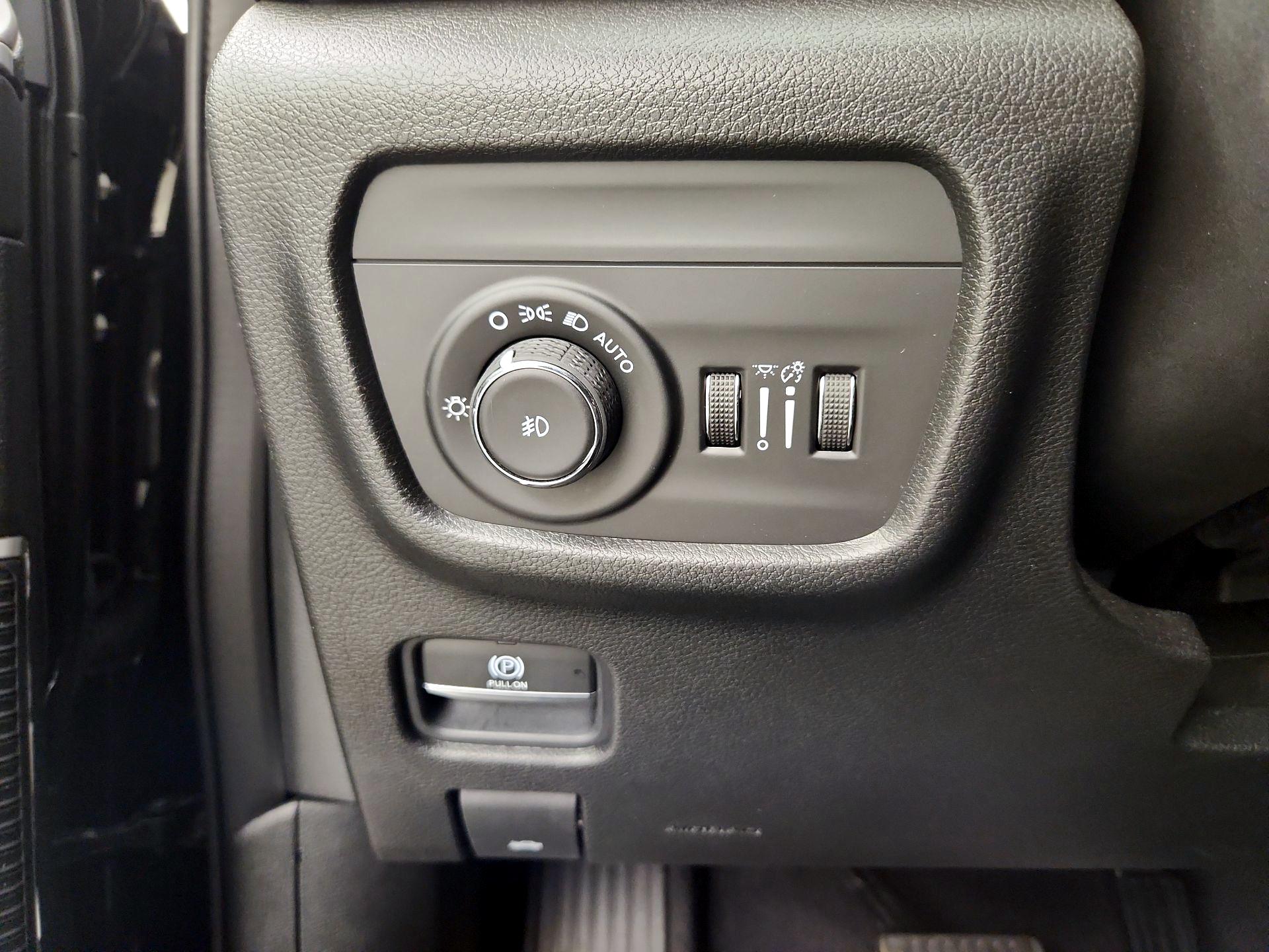 Thumbnail: 2021 Jeep Grand Cherokee L - 13