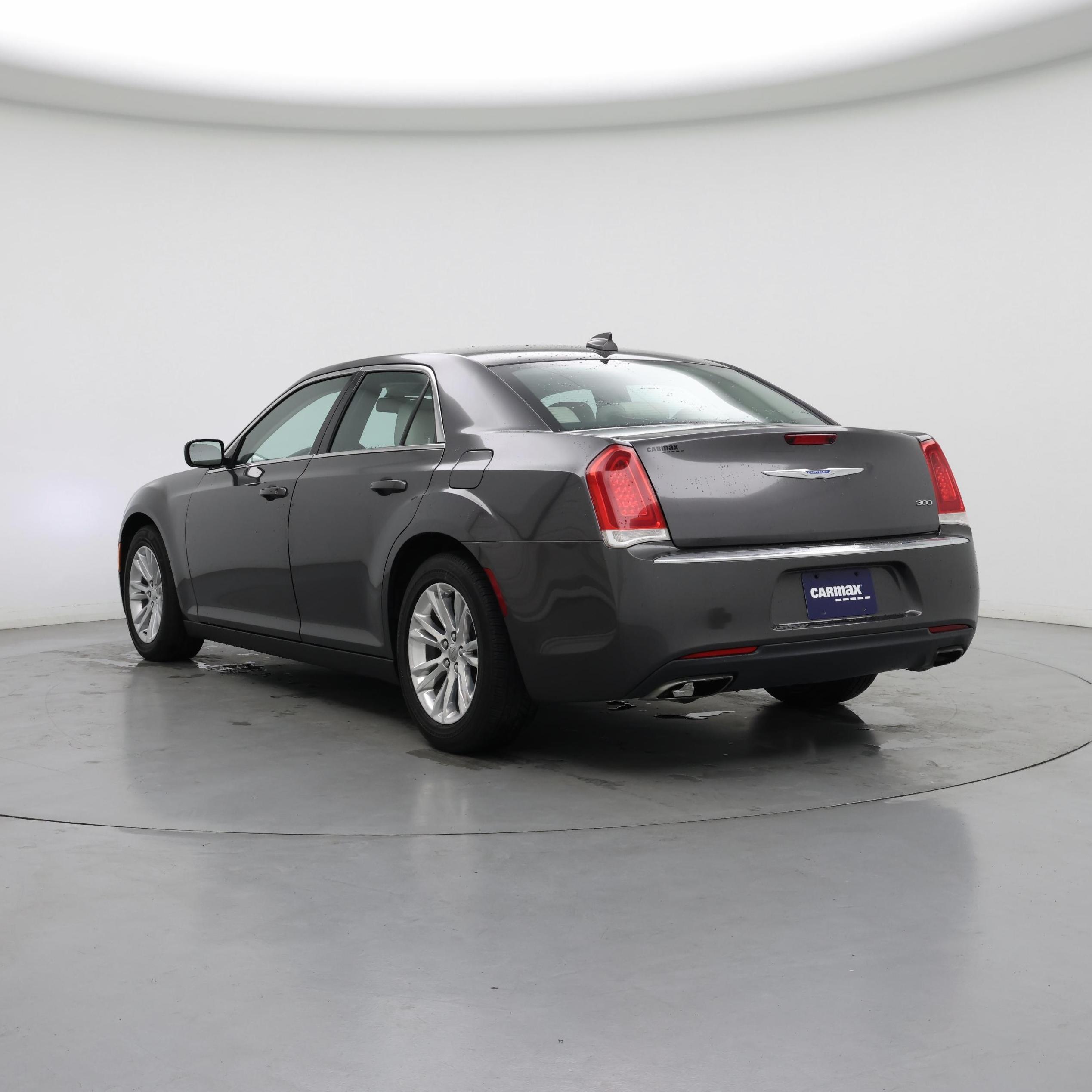 Thumbnail: 2017 Chrysler 300 - 2