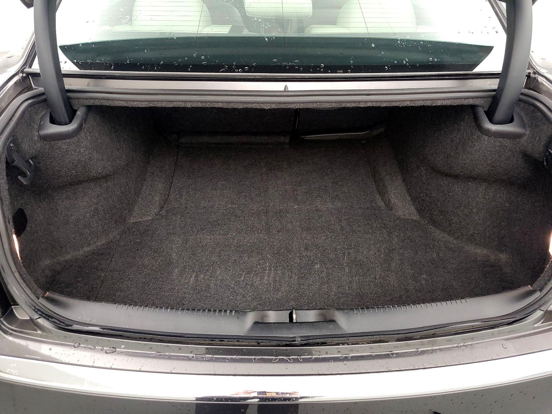 Thumbnail: 2017 Chrysler 300 - 20