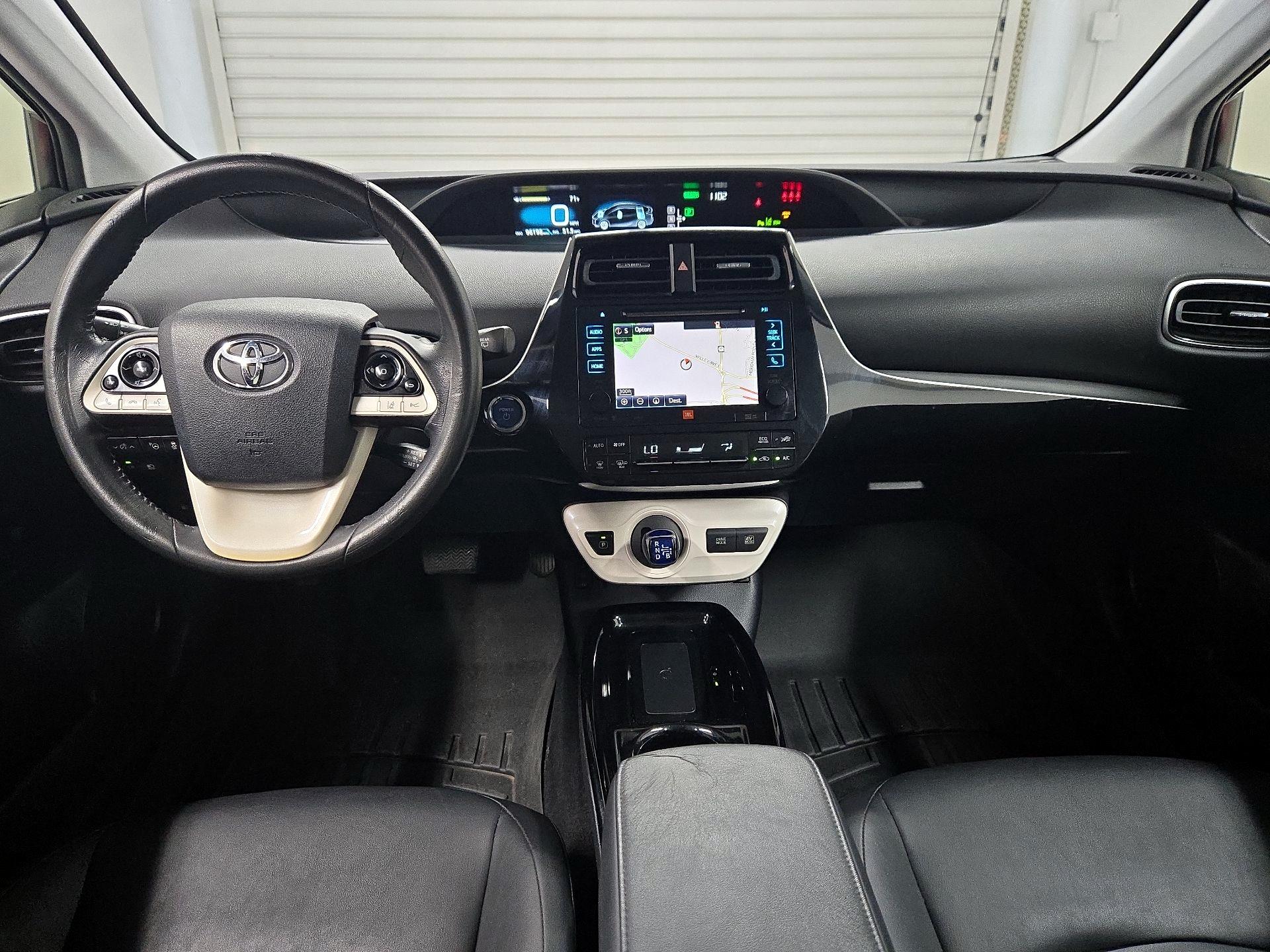 Thumbnail: 2017 Toyota Prius - 9