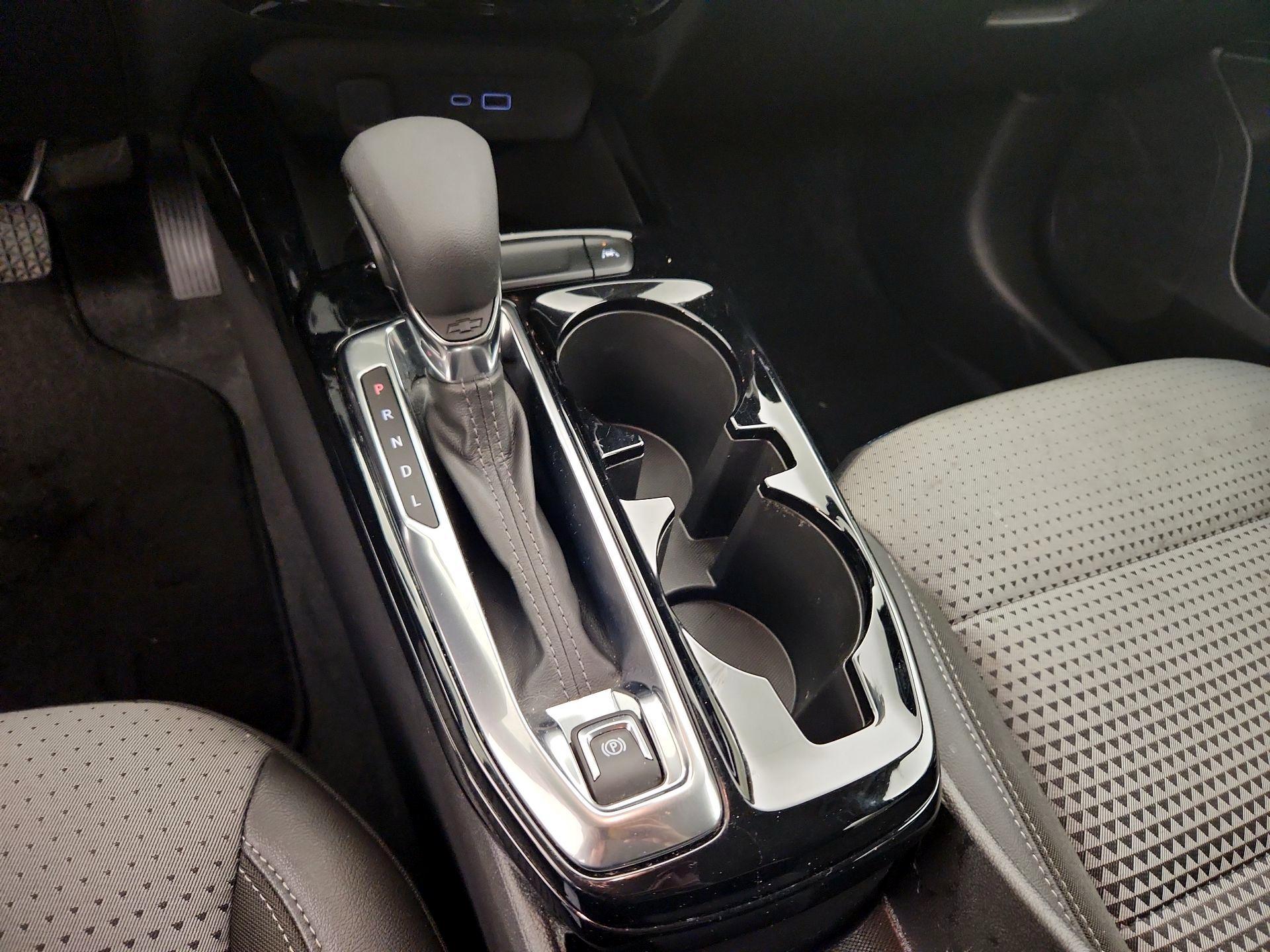 Thumbnail: 2025 Chevrolet Trax - 17