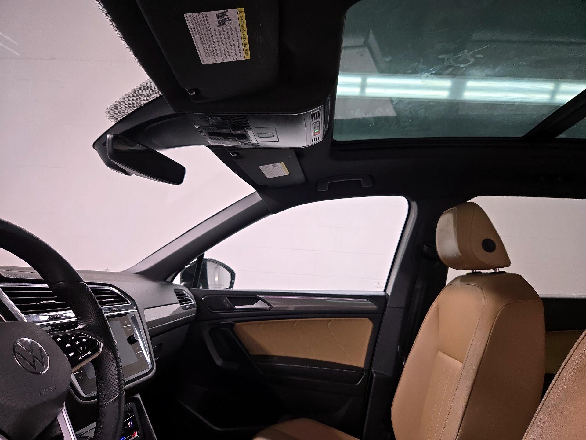 Thumbnail: 2023 Volkswagen Tiguan - 19