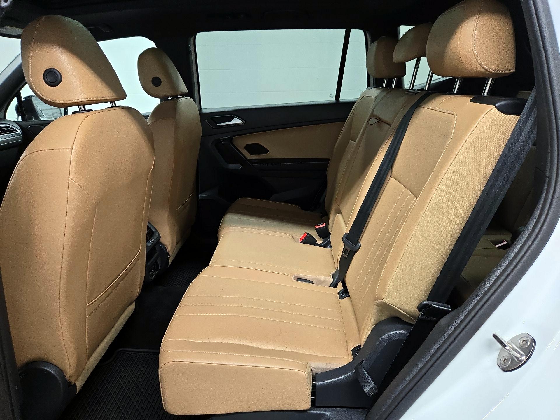 Thumbnail: 2023 Volkswagen Tiguan - 20