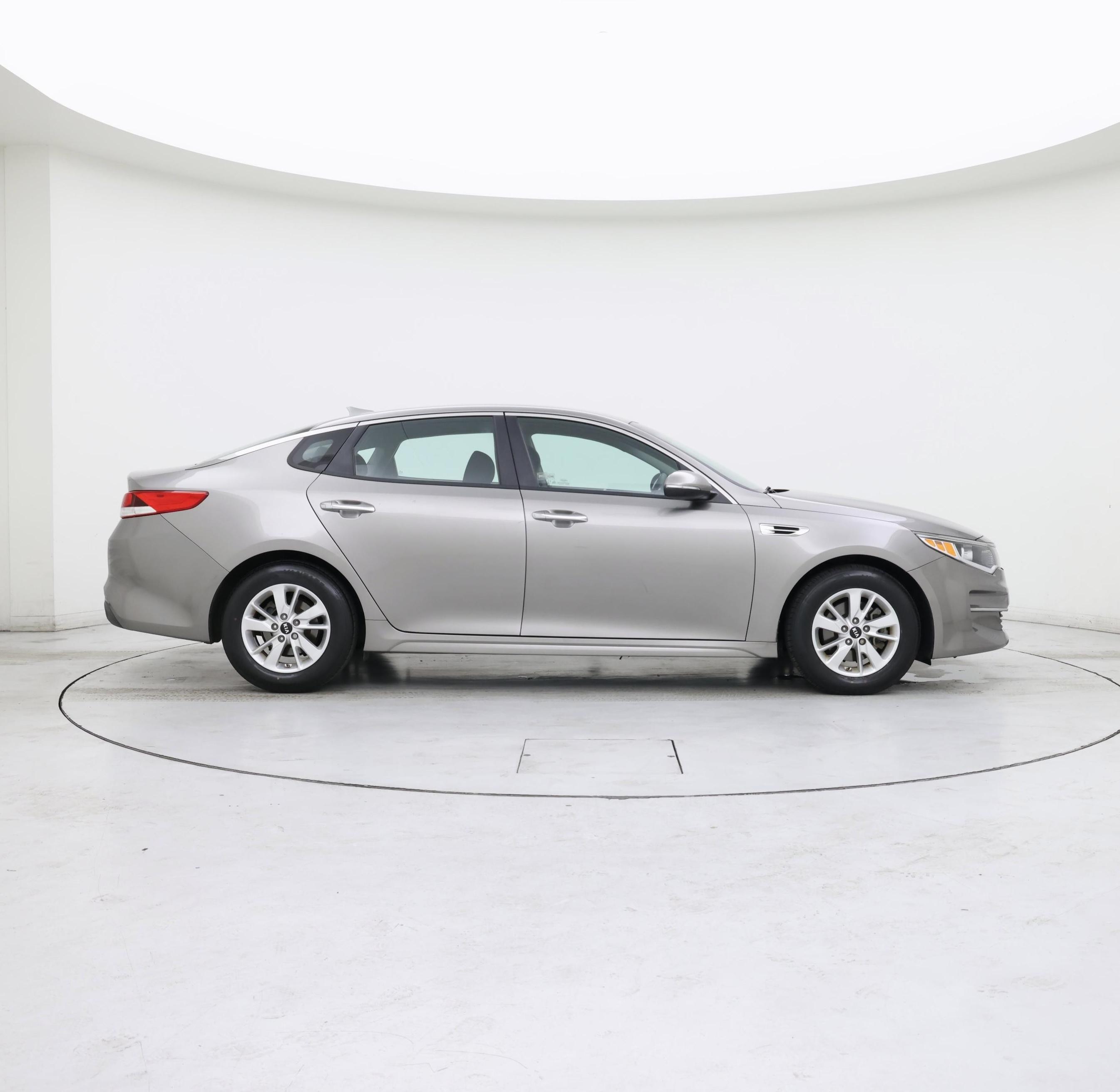 Thumbnail: 2016 Kia Optima - 7
