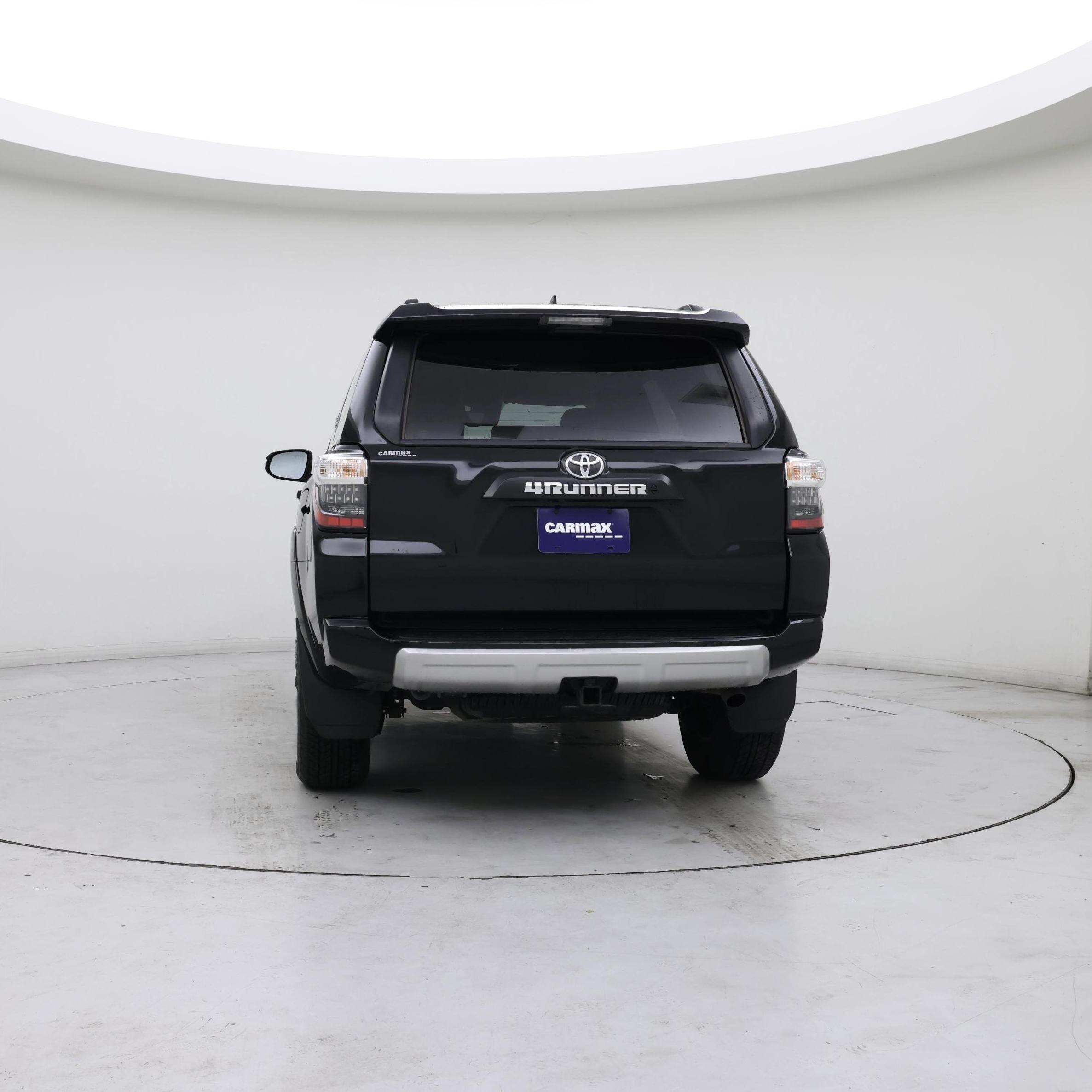 Thumbnail: 2022 Toyota 4Runner - 6