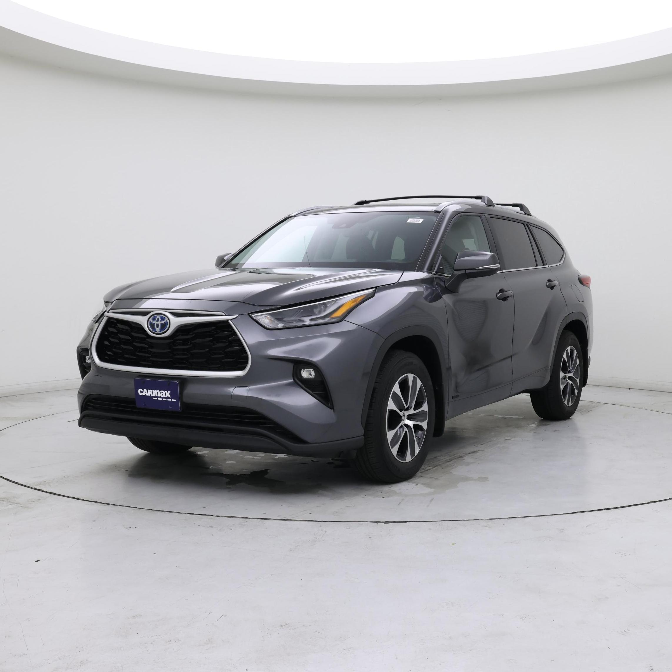 Thumbnail: 2023 Toyota Highlander - 4