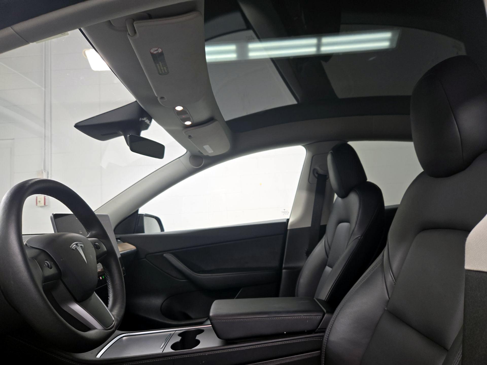 Thumbnail: 2022 Tesla Model Y - 18