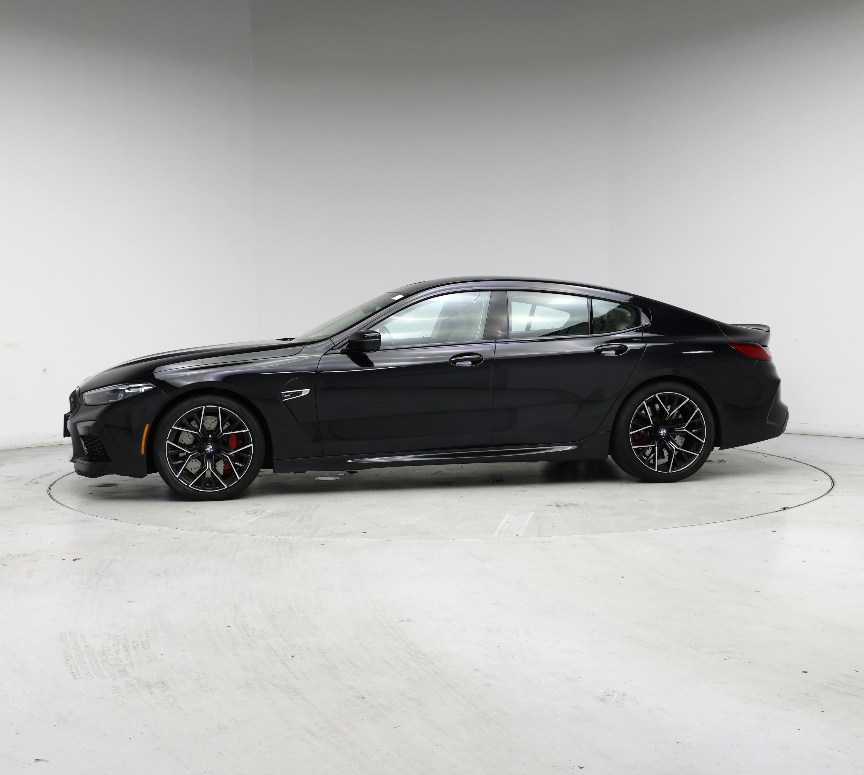 Thumbnail: 2021 BMW M8 - 3
