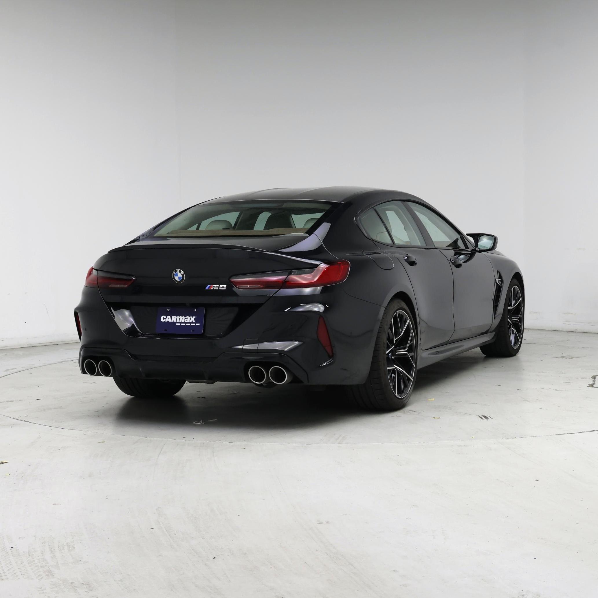 Thumbnail: 2021 BMW M8 - 8
