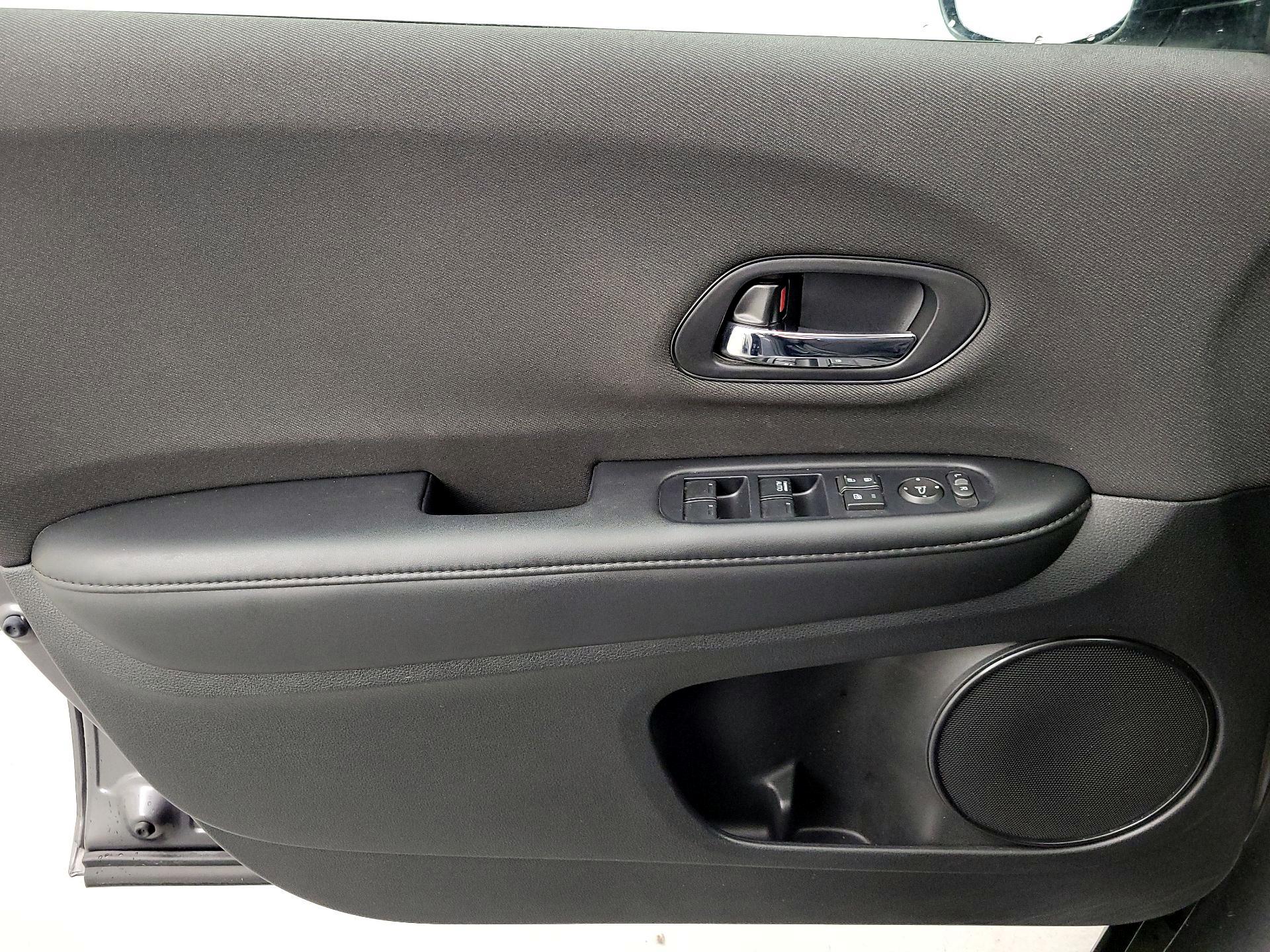 Thumbnail: 2019 Honda HR-V - 12