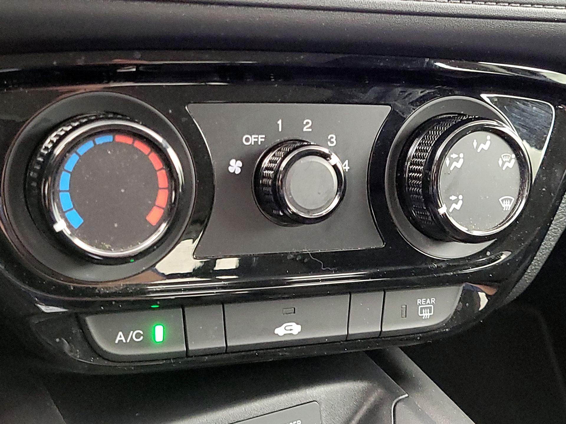 Thumbnail: 2019 Honda HR-V - 16