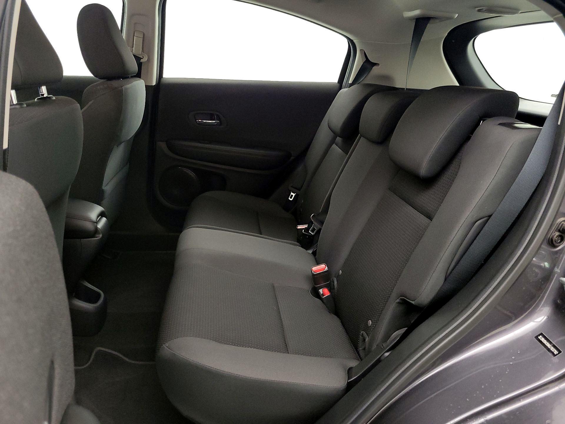 Thumbnail: 2019 Honda HR-V - 19