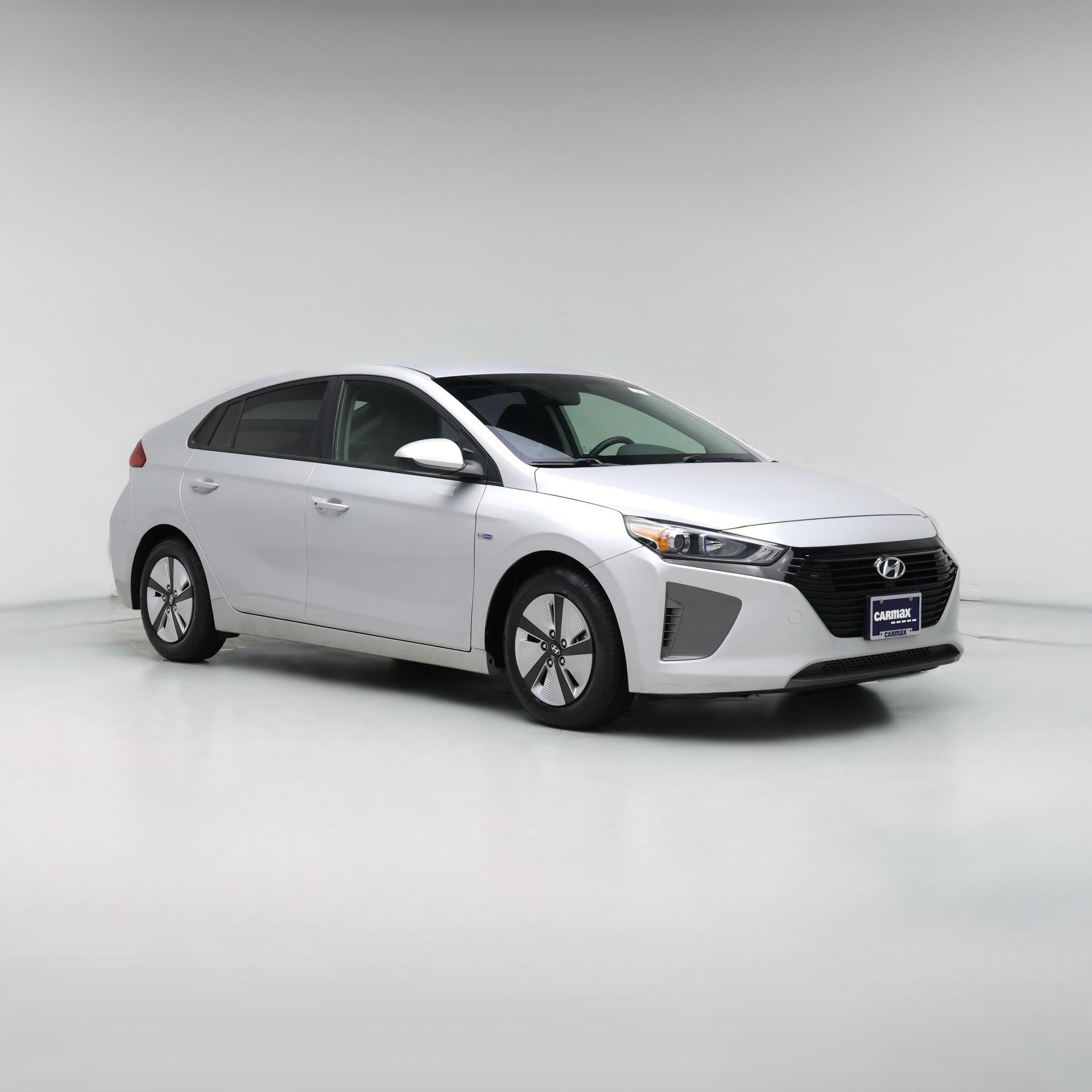 Thumbnail: 2019 Hyundai Ioniq - 1
