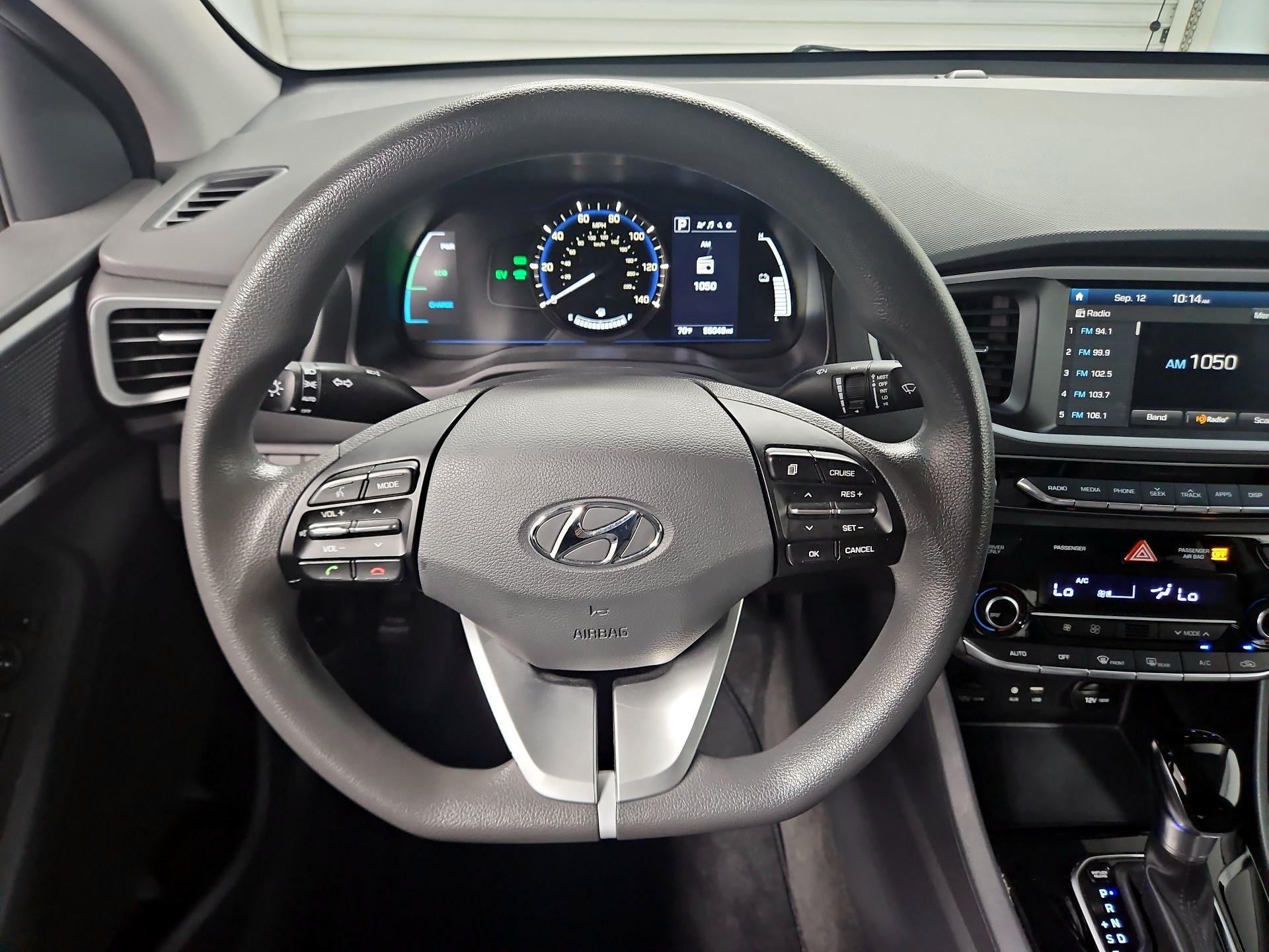 Thumbnail: 2019 Hyundai Ioniq - 10