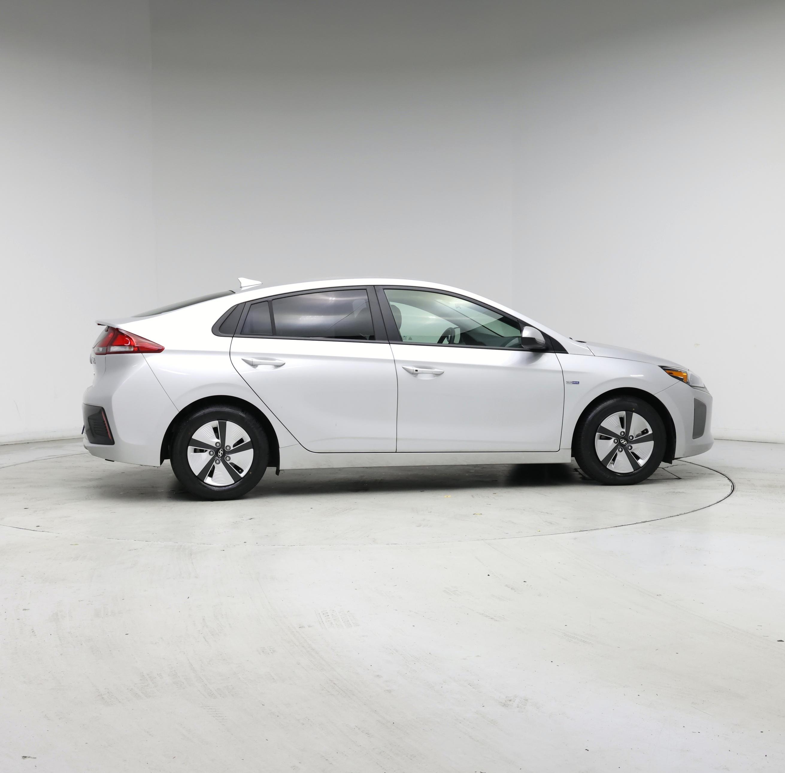 Thumbnail: 2019 Hyundai Ioniq - 7