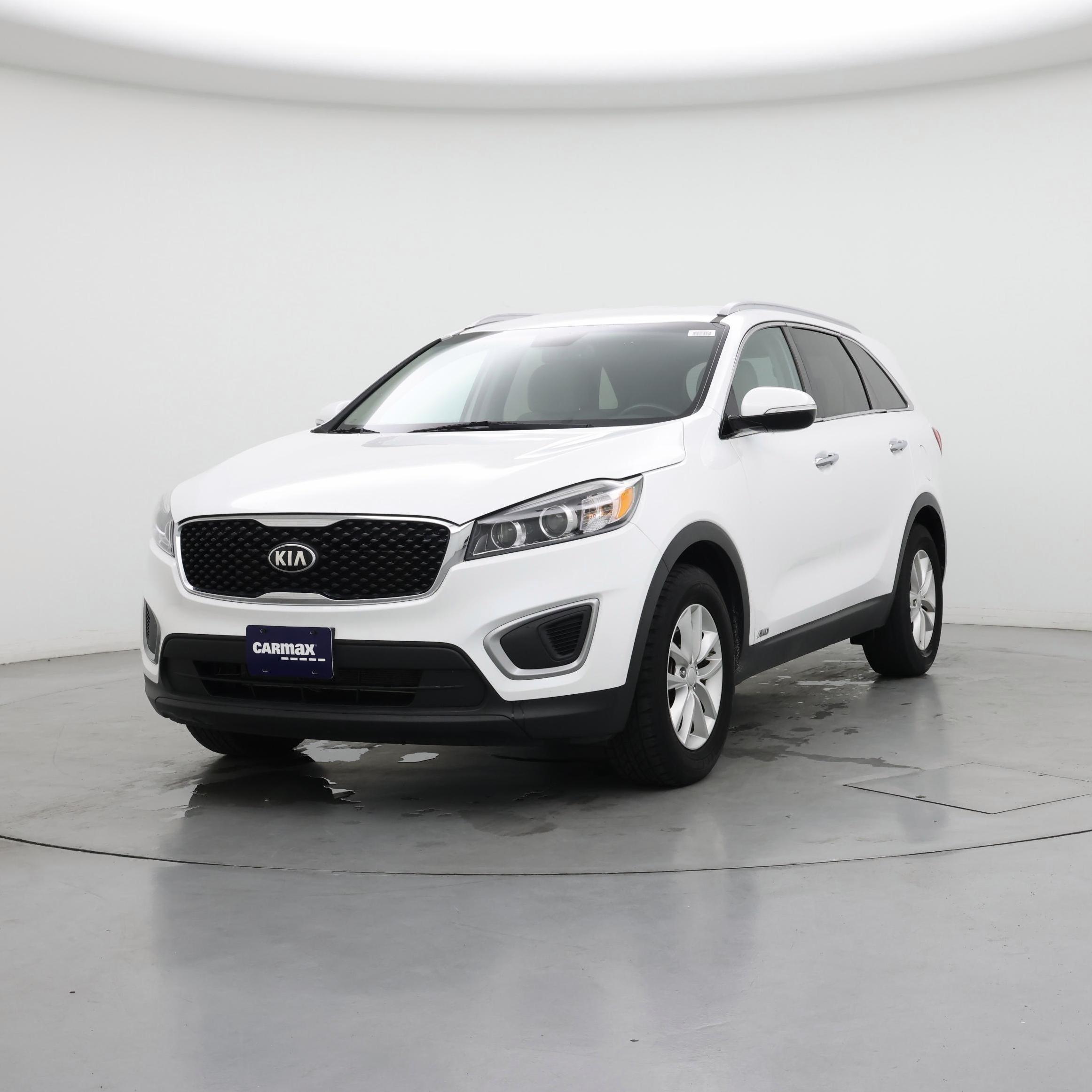Thumbnail: 2017 Kia Sorento - 4