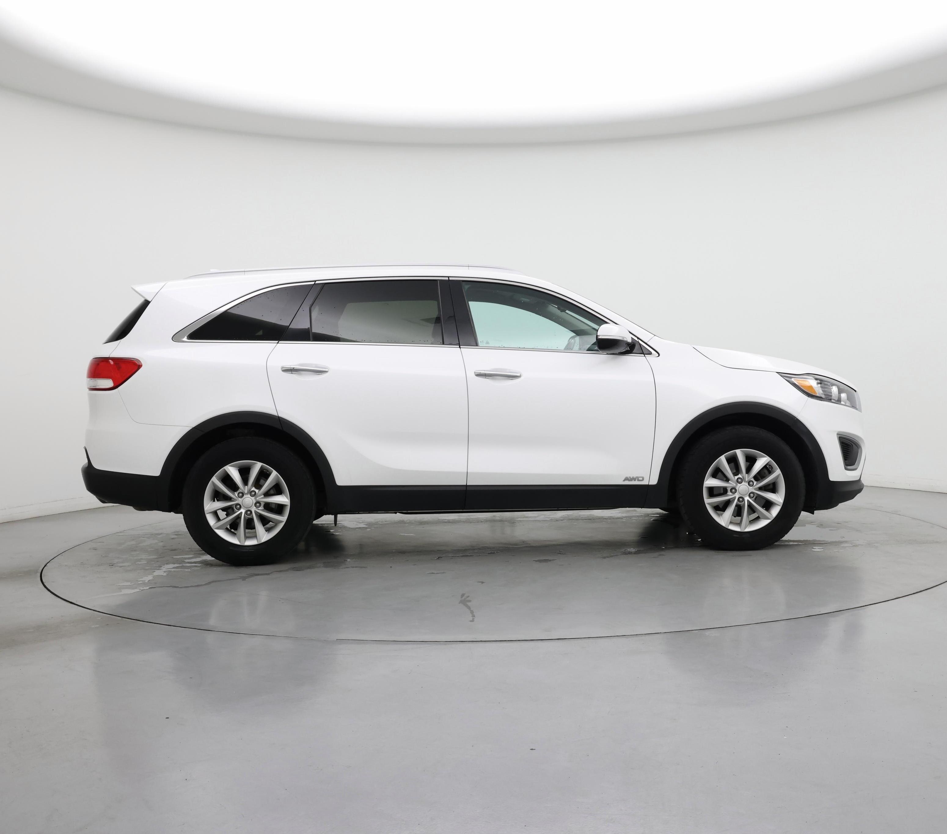 Thumbnail: 2017 Kia Sorento - 7