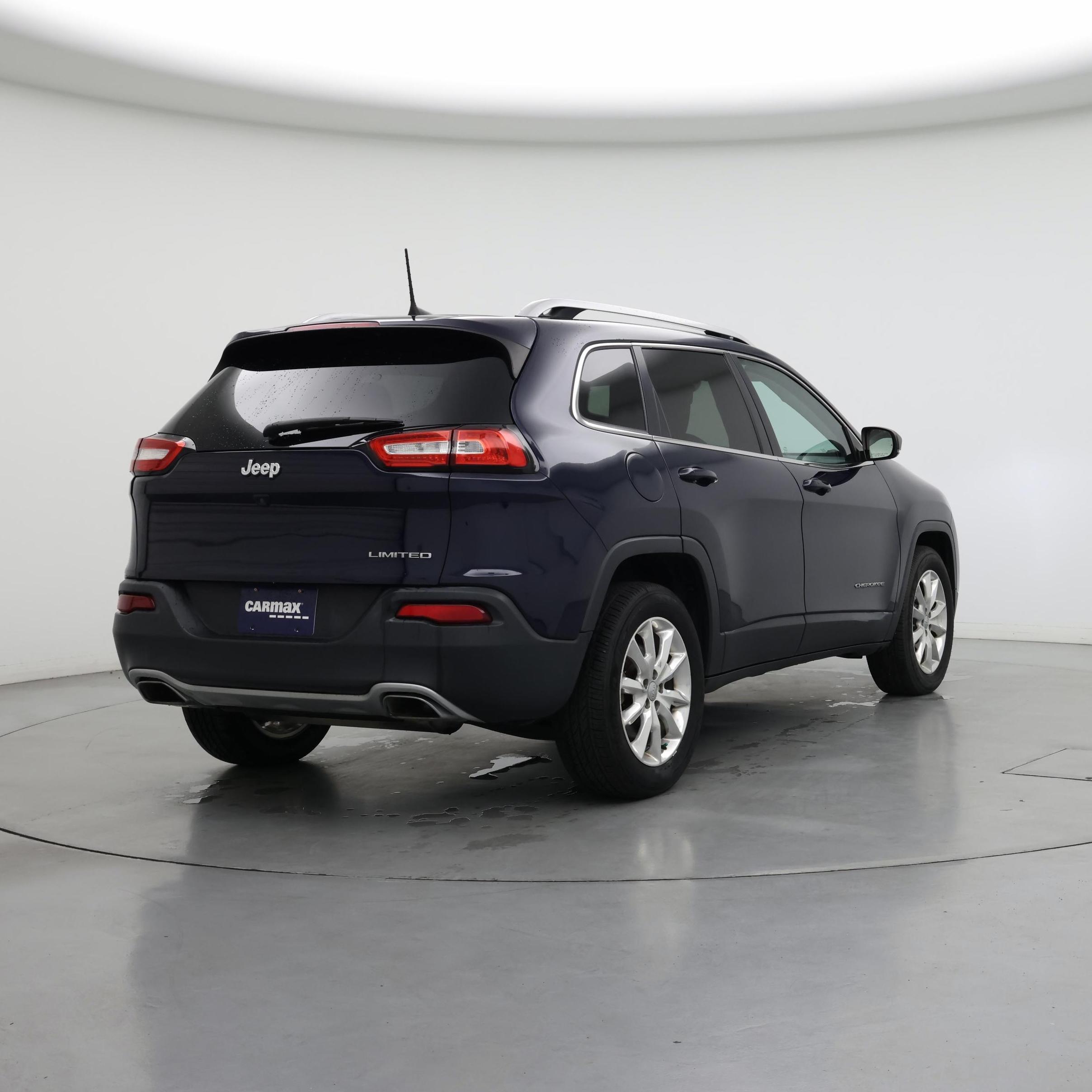 Thumbnail: 2016 Jeep Cherokee - 8