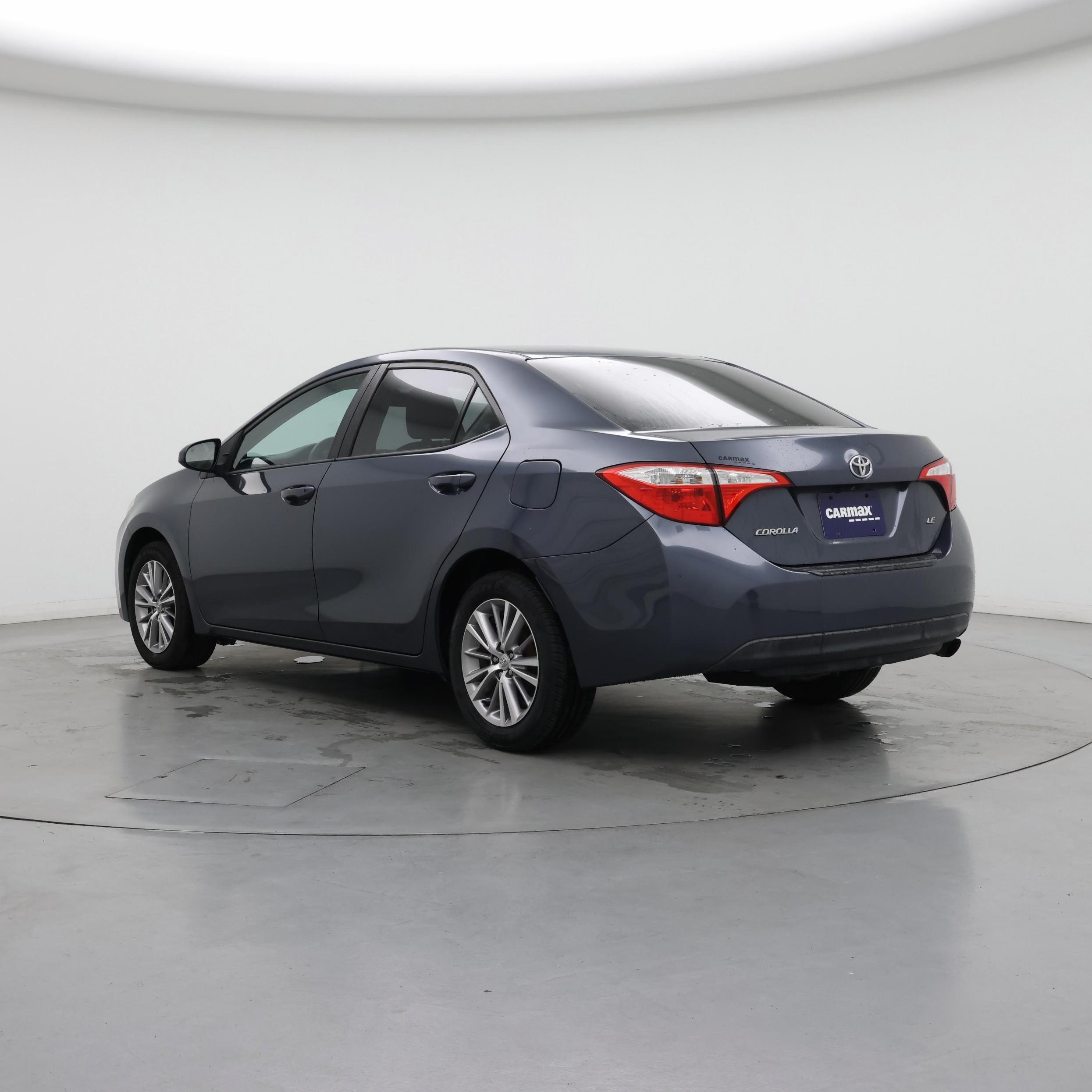 Thumbnail: 2015 Toyota Corolla - 2