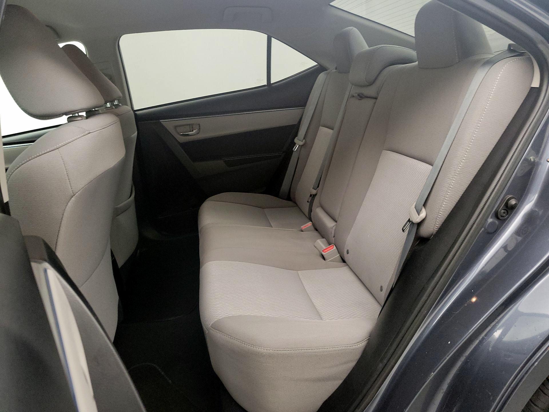 Thumbnail: 2015 Toyota Corolla - 19