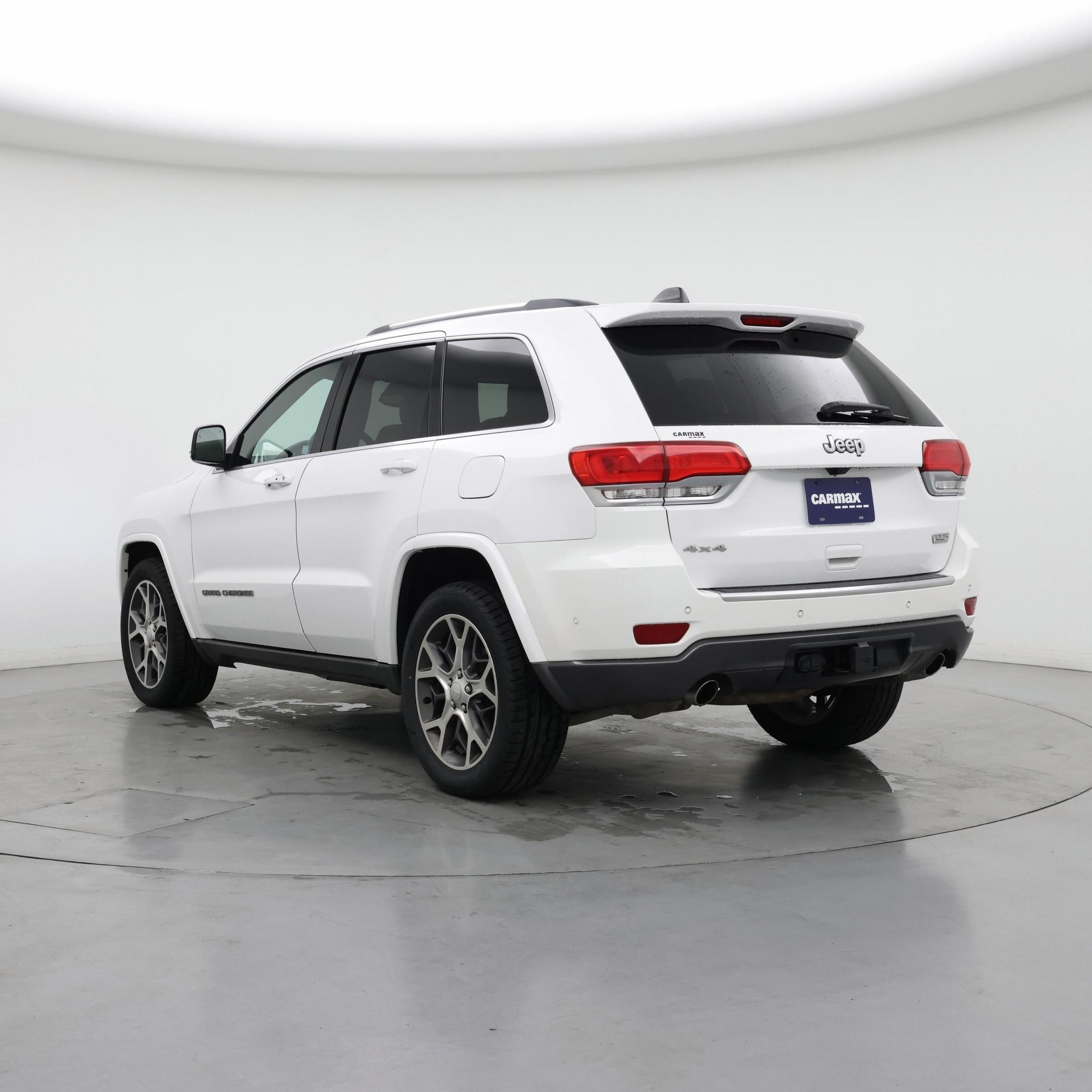 Thumbnail: 2018 Jeep Grand Cherokee - 2