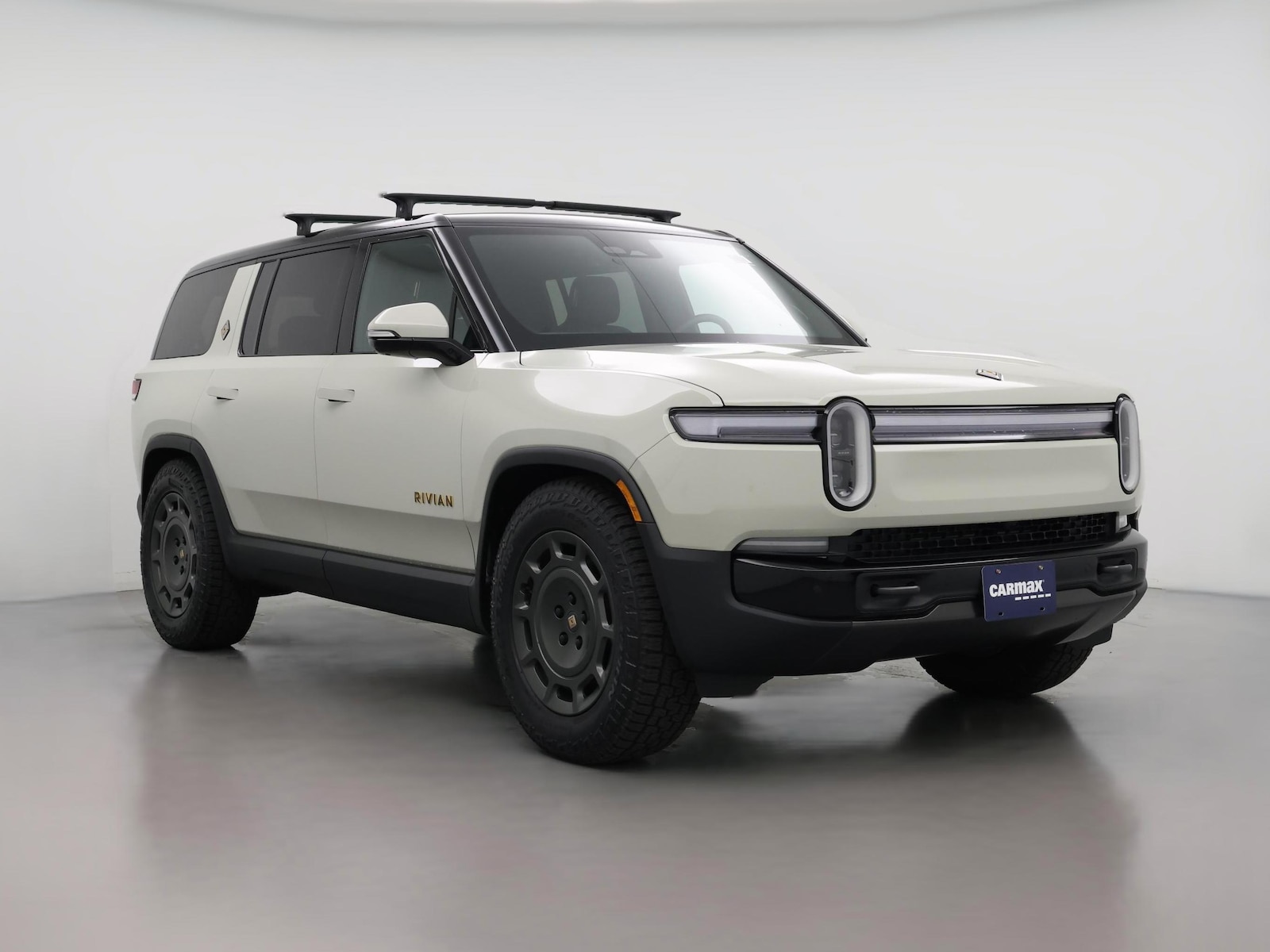 2025 Rivian R1S Adventure
