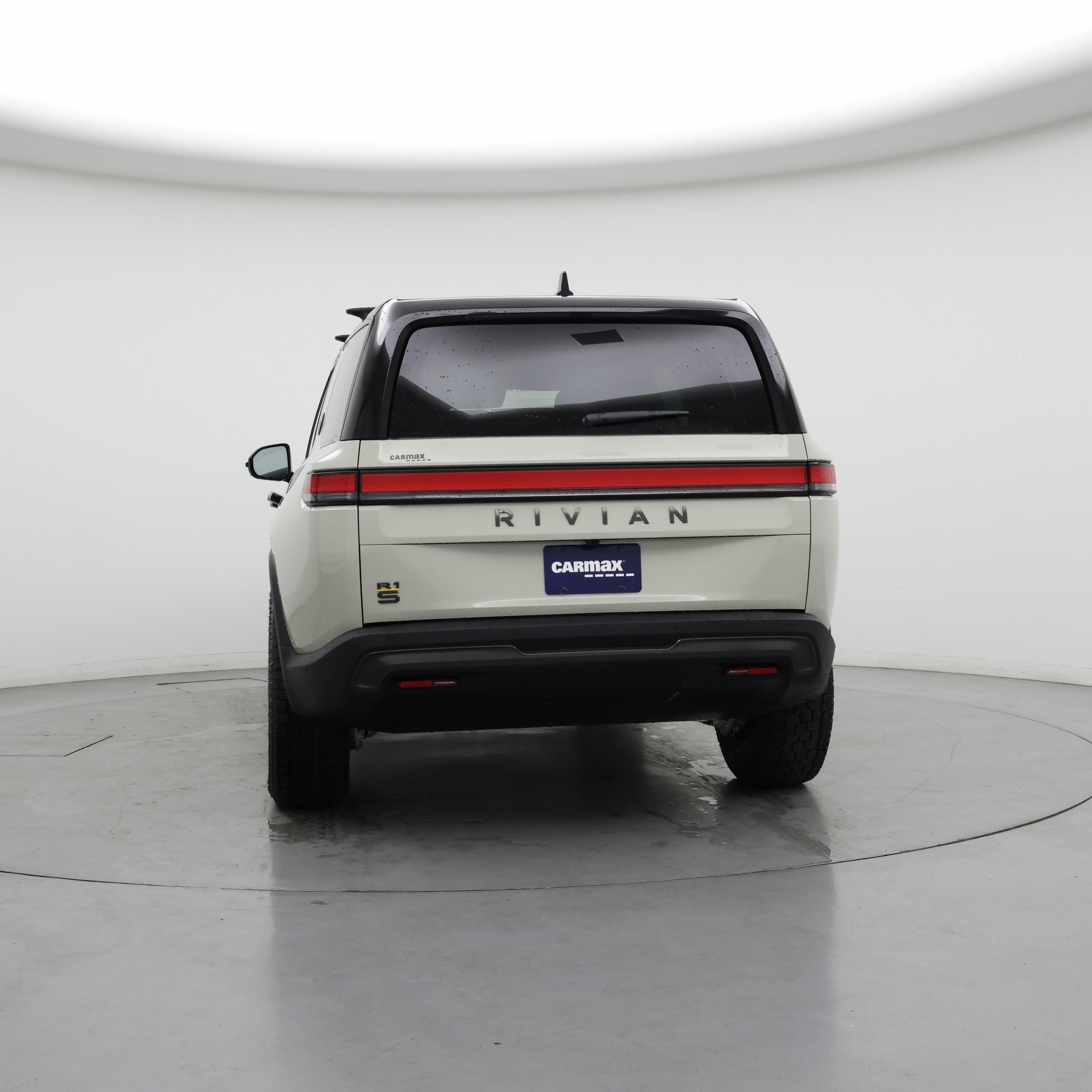 Thumbnail: 2025 Rivian R1S - 6