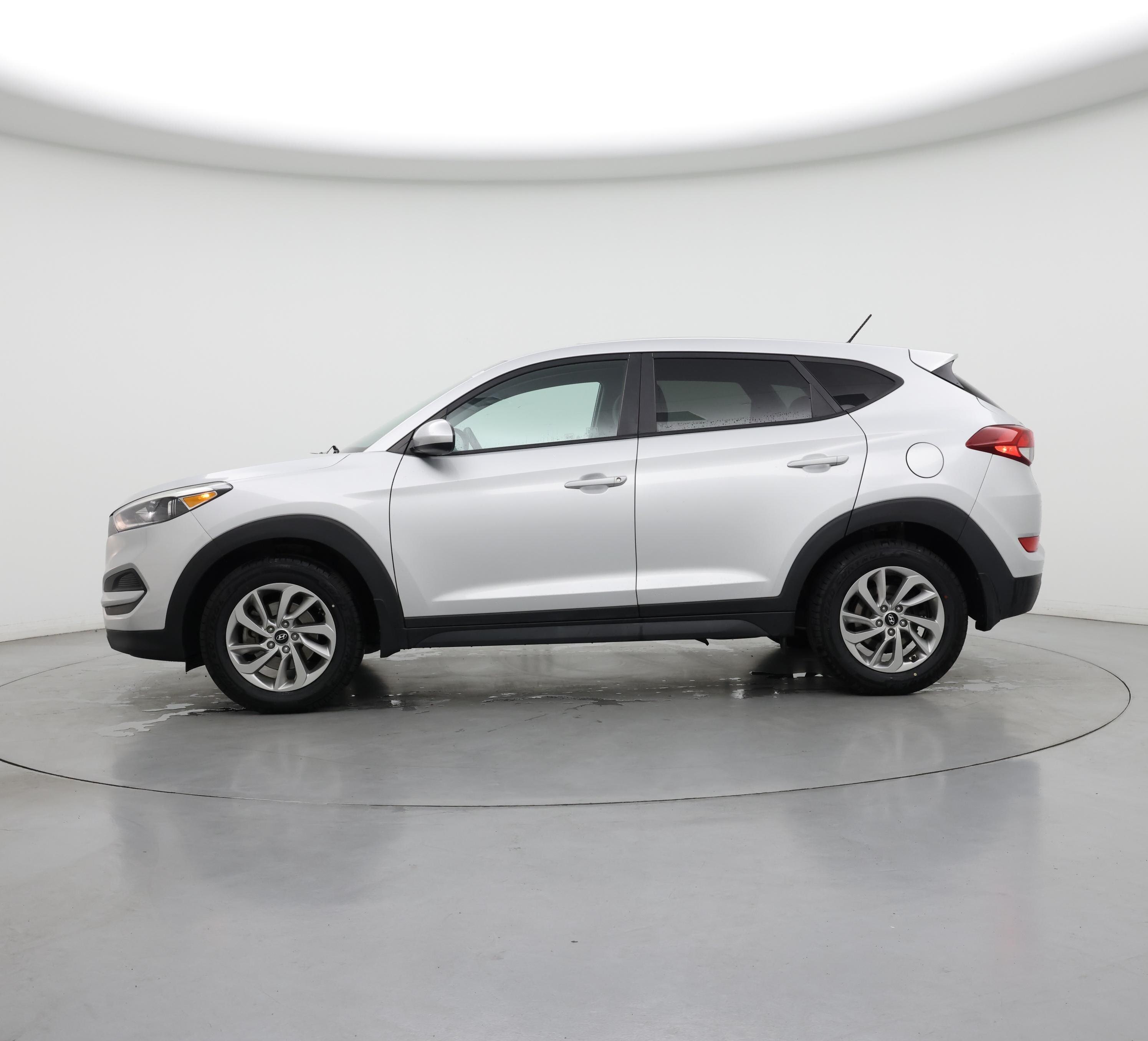 Thumbnail: 2018 Hyundai Tucson - 3