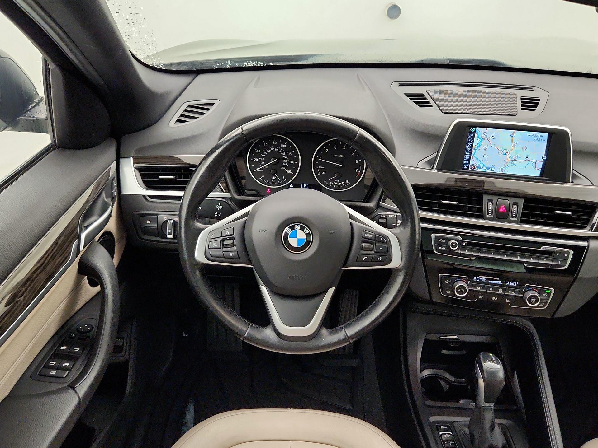Thumbnail: 2017 BMW X1 - 10