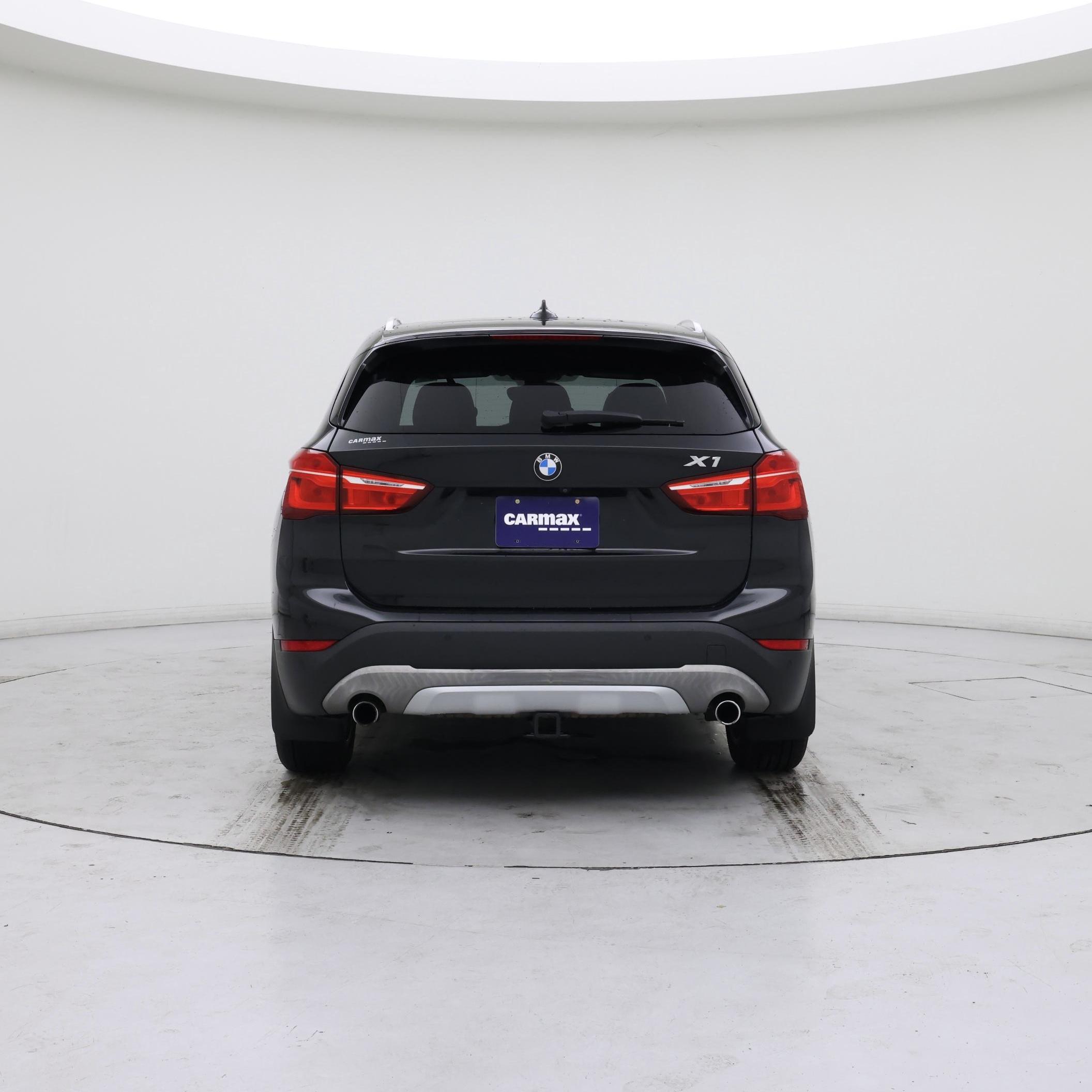 Thumbnail: 2017 BMW X1 - 6
