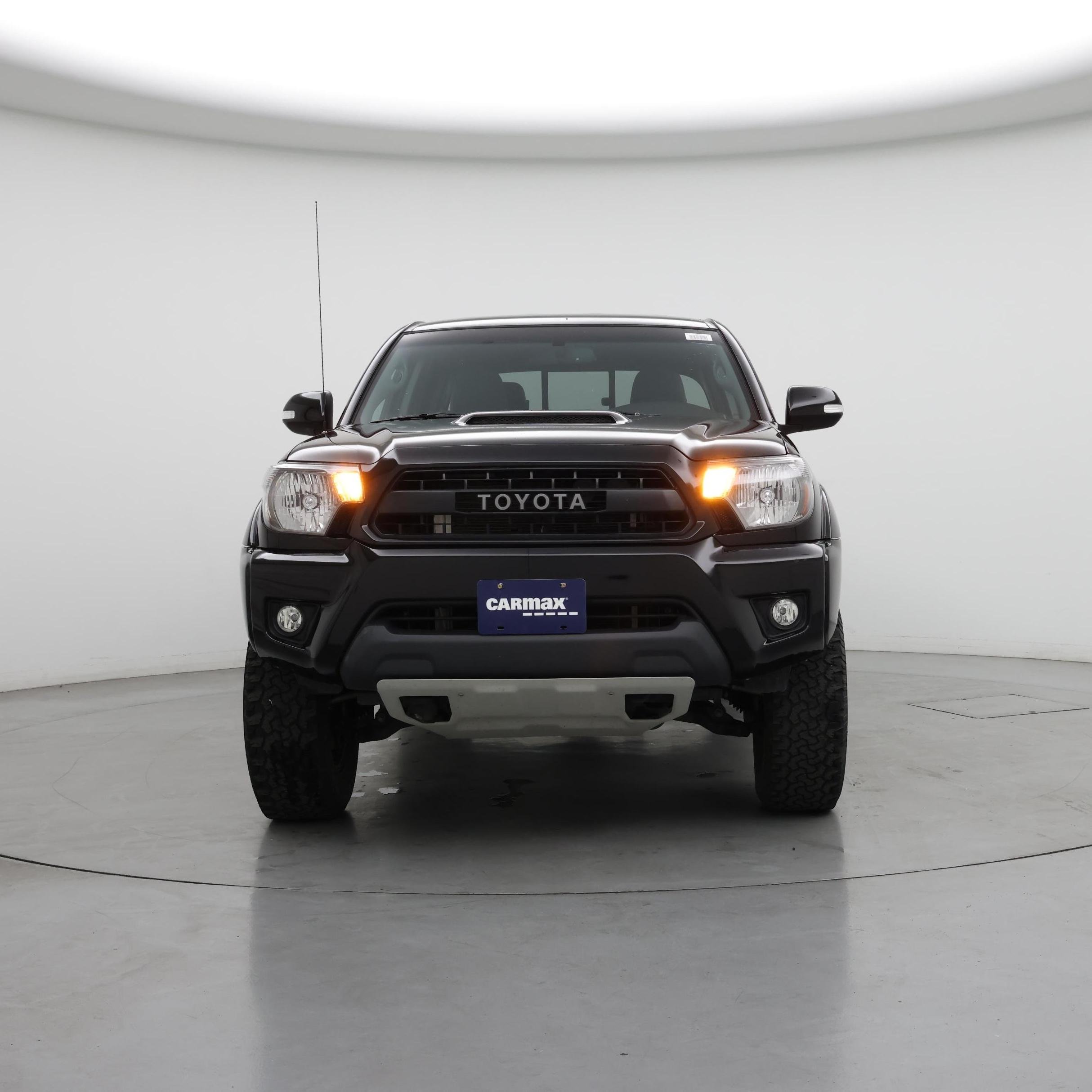 Thumbnail: 2015 Toyota Tacoma - 5